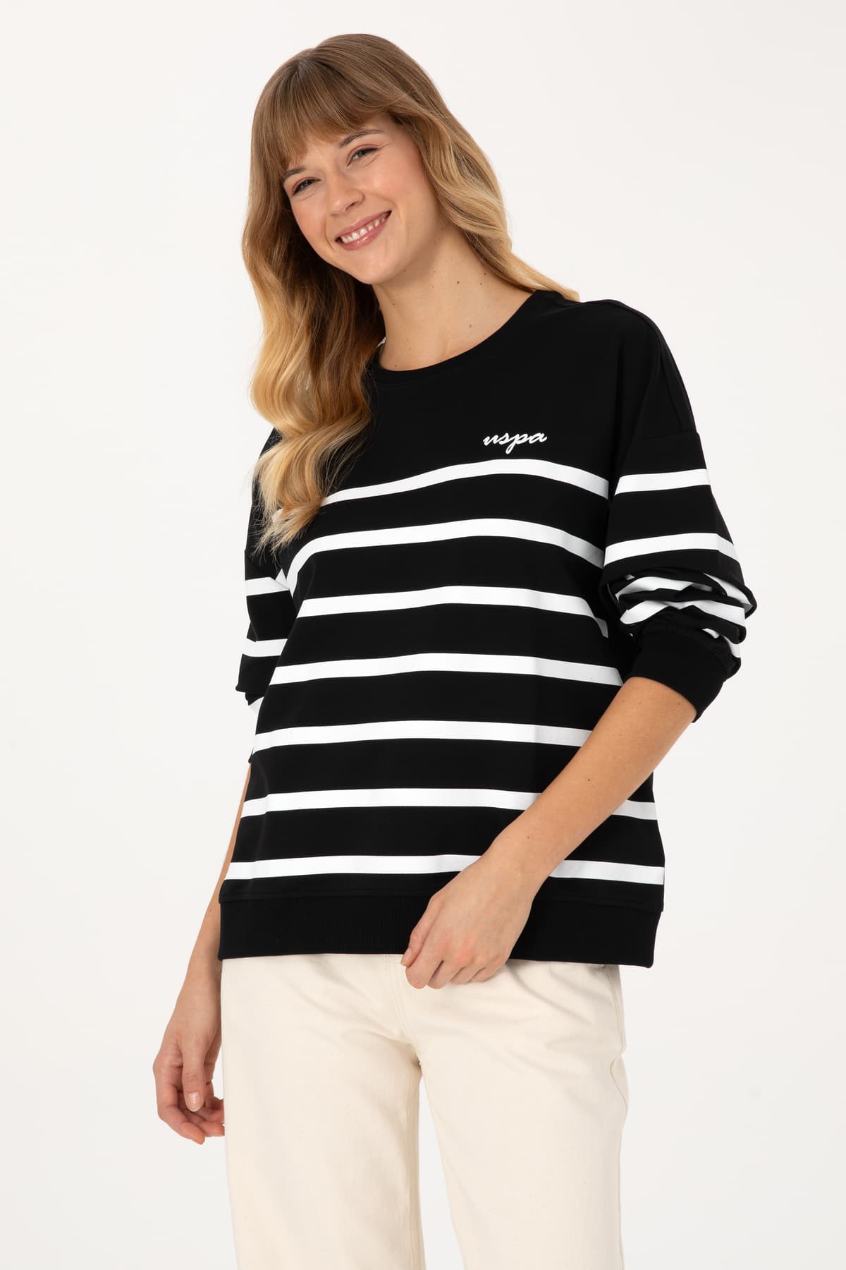 سوئیشرت زنانه U.S. Polo Assn. مشکی راهراه یقه گرد مدل 50313572-VR046 سوئیشرت زنانه U.S. Polo Assn. مشکی راهراه یقه گرد مدل 50313572-VR046
