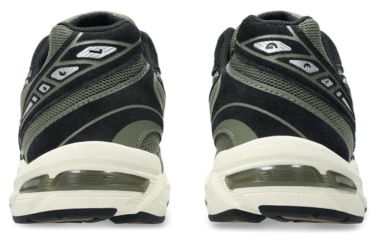 کفش روزمره مردانه Asics سبز مدل 1203A610-300 کفش روزمره مردانه Asics سبز مدل 1203A610-300