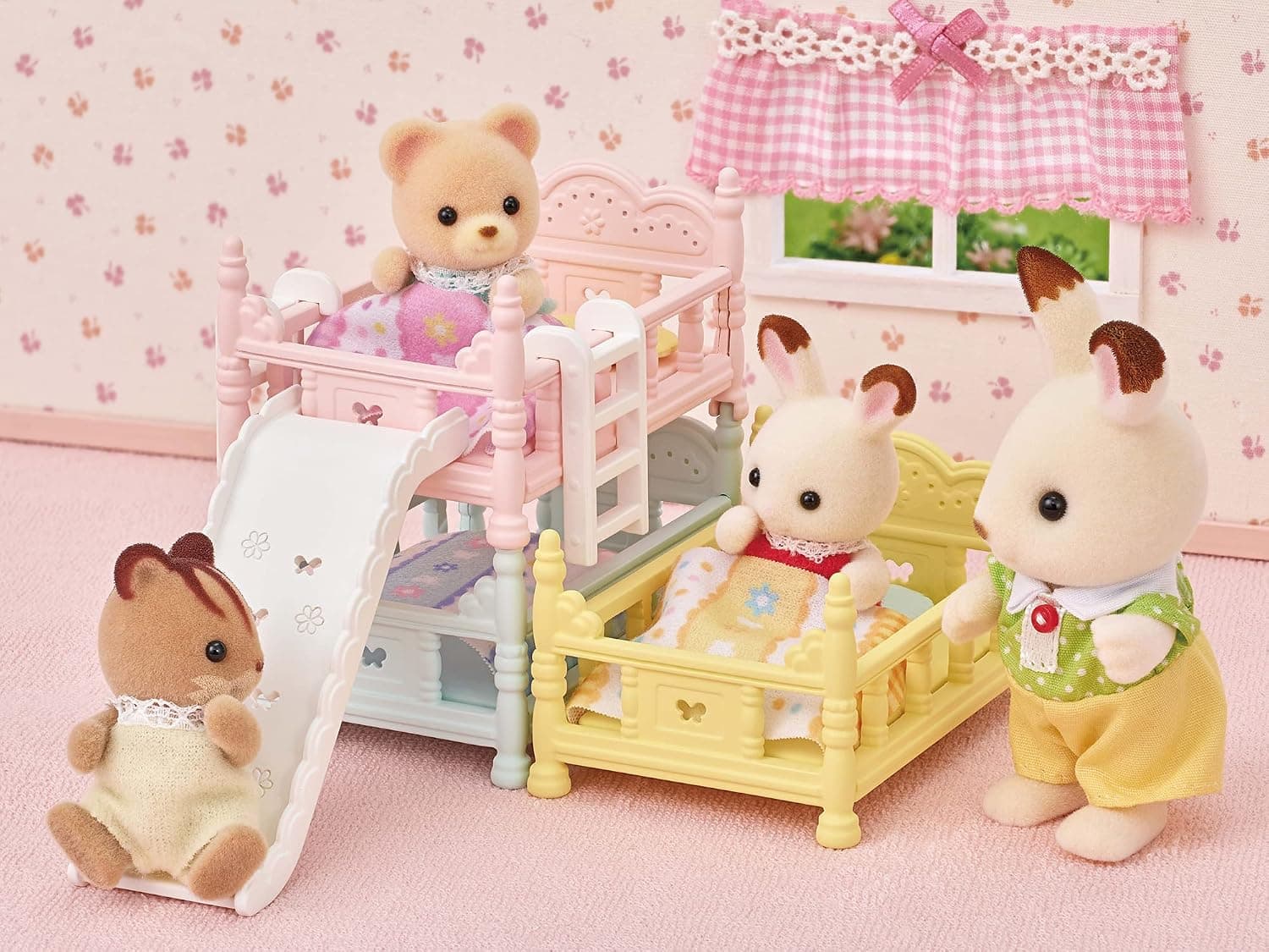 ست تختخواب سهطبقه عروسکی Sylvanian Families مدل 5741 ست تختخواب سهطبقه عروسکی Sylvanian Families مدل 5741