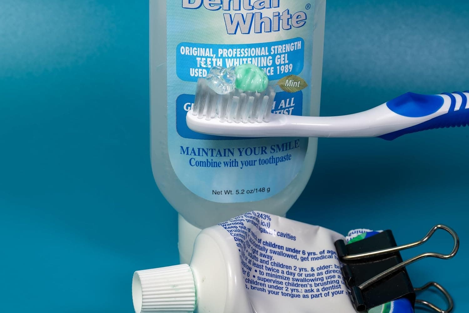 ژل سفیدکننده دندان Dr. George's Dental White همراه با دستورالعمل ژل سفیدکننده دندان Dr. George's Dental White همراه با دستورالعمل