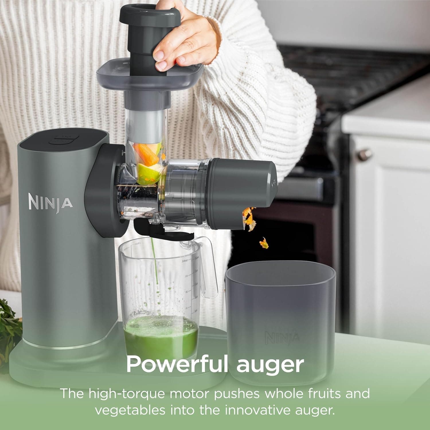 آبمیوهگیری سرد NINJA 3-in-1 با تیغه اسلایس و خردکن مدل JC152UK آبمیوهگیری سرد NINJA 3-in-1 با تیغه اسلایس و خردکن مدل JC152UK