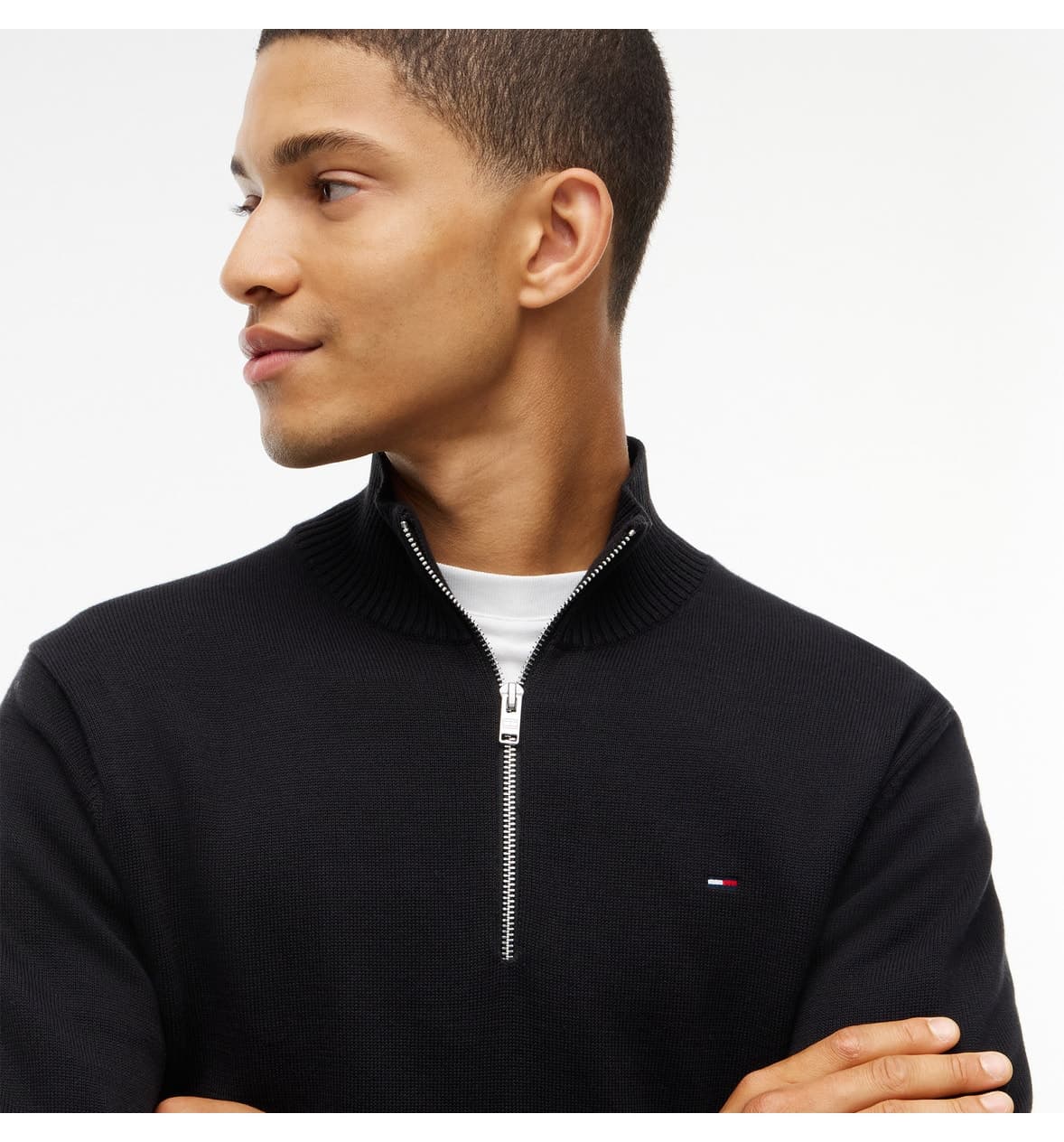 پلیور مردانه Tommy Hilfiger مشکی یقه ¼ Zip Essential Light پلیور مردانه Tommy Hilfiger مشکی یقه ¼ Zip Essential Light