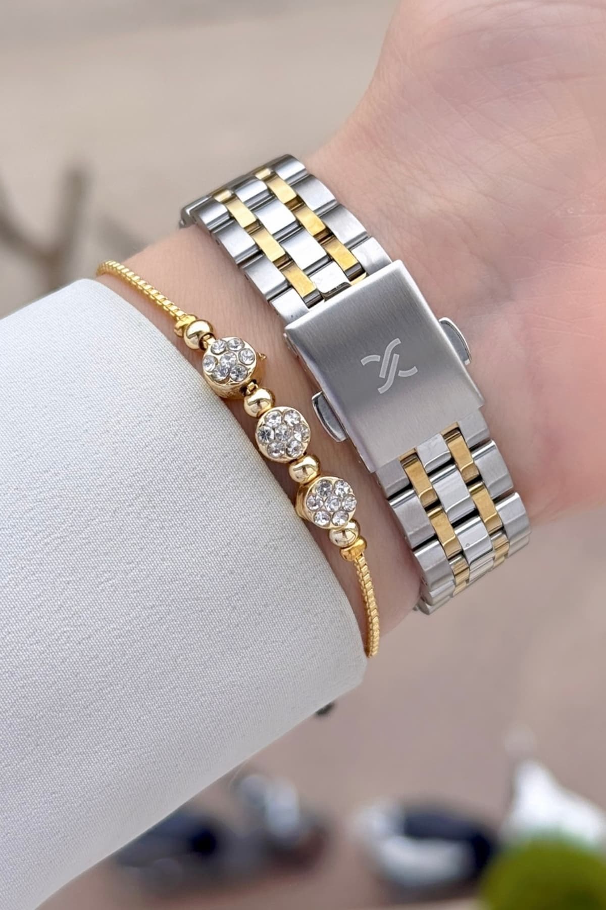 ساعت مچی زنانه Daniel Klein صفحه سبز بند قابل تنظیم 22 mm و دستبند ساعت مچی زنانه Daniel Klein صفحه سبز بند قابل تنظیم 22 mm و دستبند