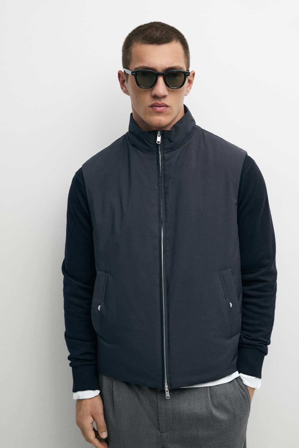 جلیقه بادی مردانه Massimo Dutti فوق سبک ضدآب جلیقه بادی مردانه Massimo Dutti فوق سبک ضدآب