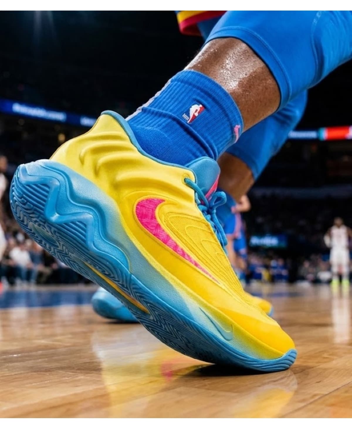 کفش بسکتبال یونیسکس Nike مدل Giannis Immortality 4 کفش بسکتبال یونیسکس Nike مدل Giannis Immortality 4