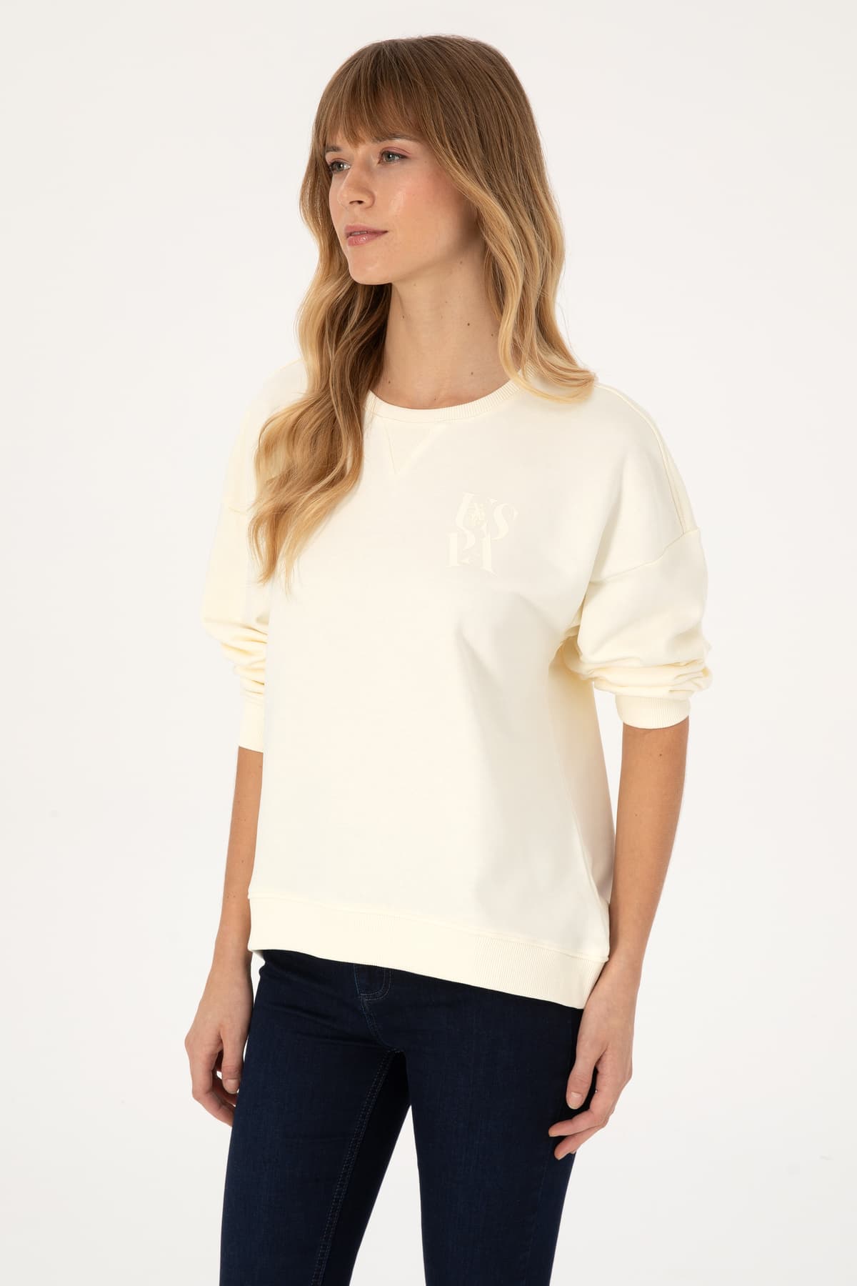 سوئیشرت زنانه U.S. Polo Assn. کرمی یقه گرد مدل 50307787-VR256 سوئیشرت زنانه U.S. Polo Assn. کرمی یقه گرد مدل 50307787-VR256