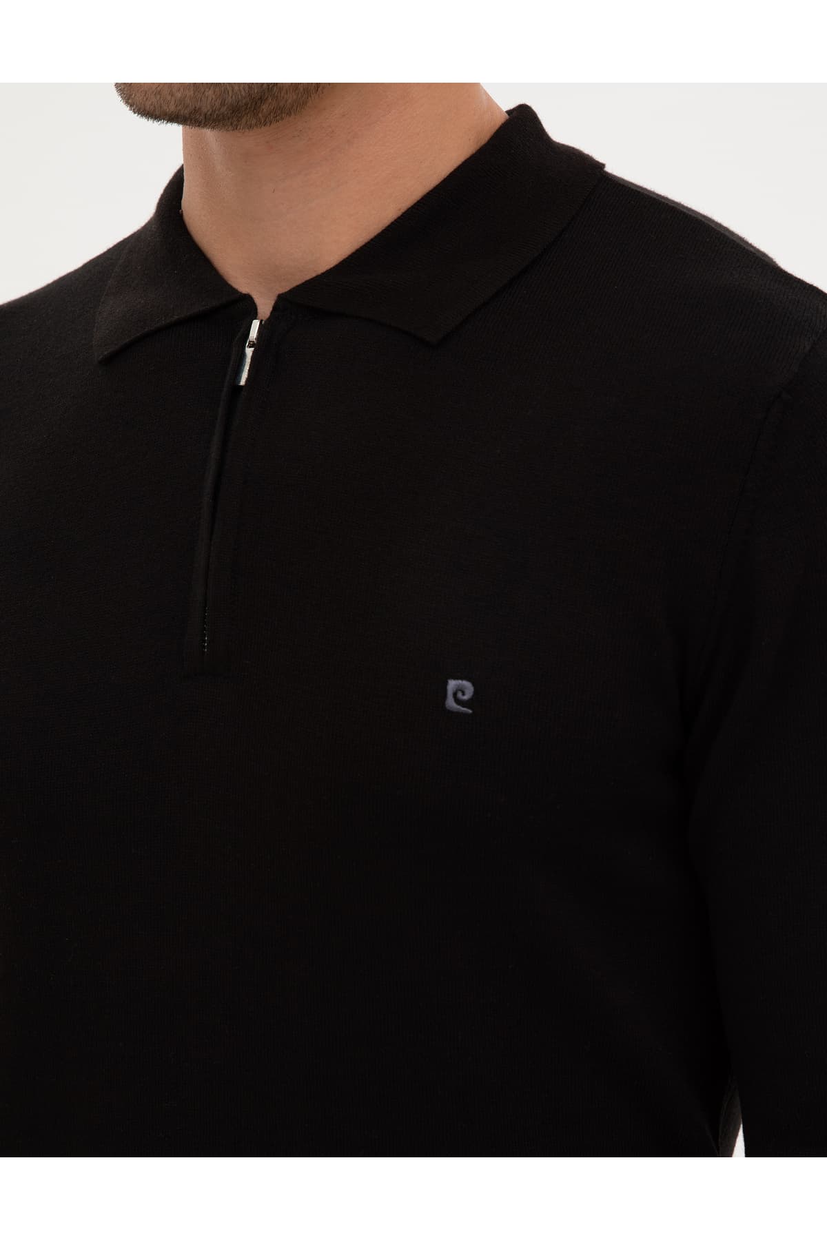 کازاک مردانه Pierre Cardin مشکی Slim Fit یقه پولو زیپ دار مدل 50314191-VR046 کازاک مردانه Pierre Cardin مشکی Slim Fit یقه پولو زیپ دار مدل 50314191-VR046