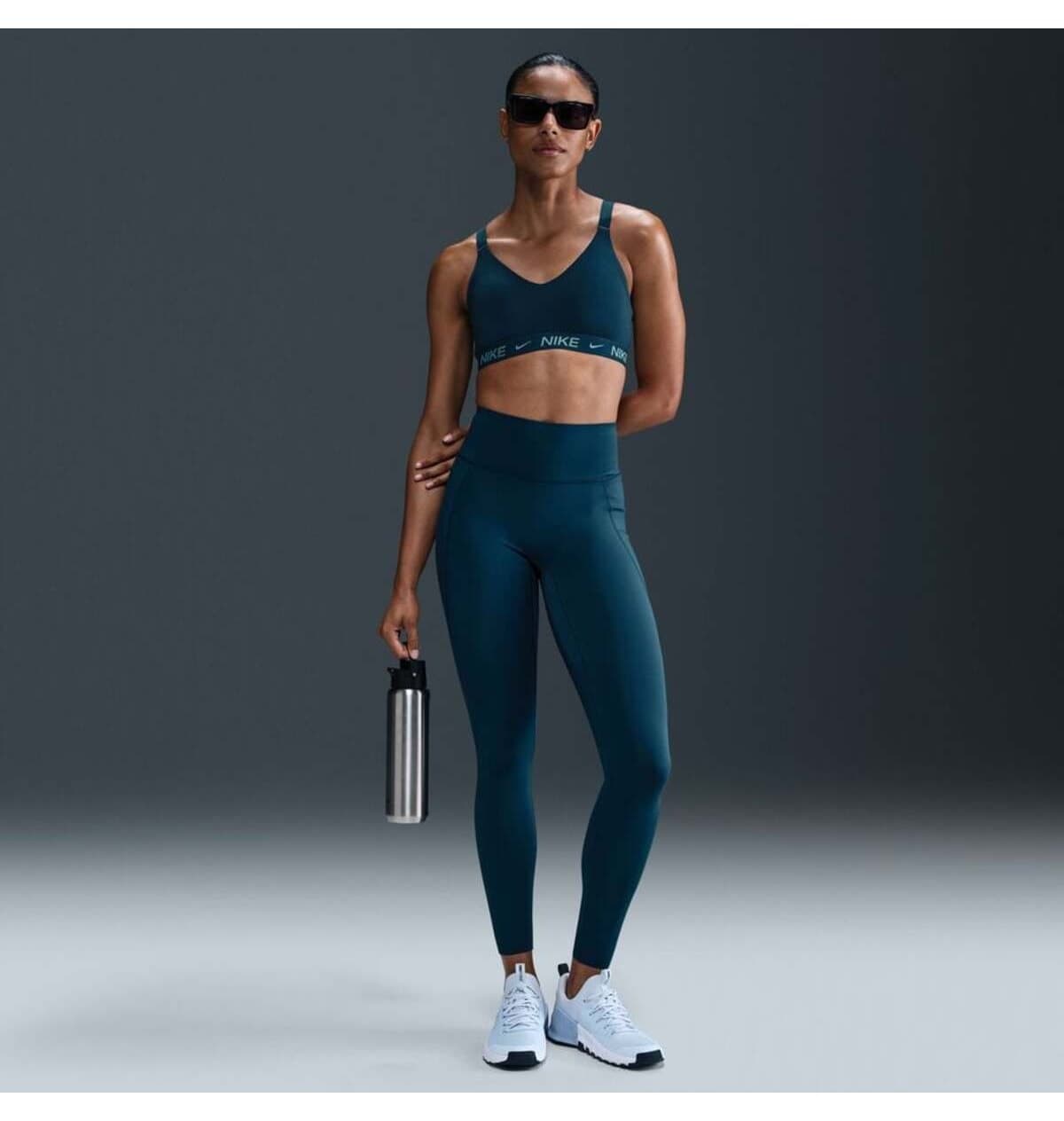 تایتس زنانه Nike Dri-Fit Universa کمر بلند 7/8 سرمهای تایتس زنانه Nike Dri-Fit Universa کمر بلند 7/8 سرمهای