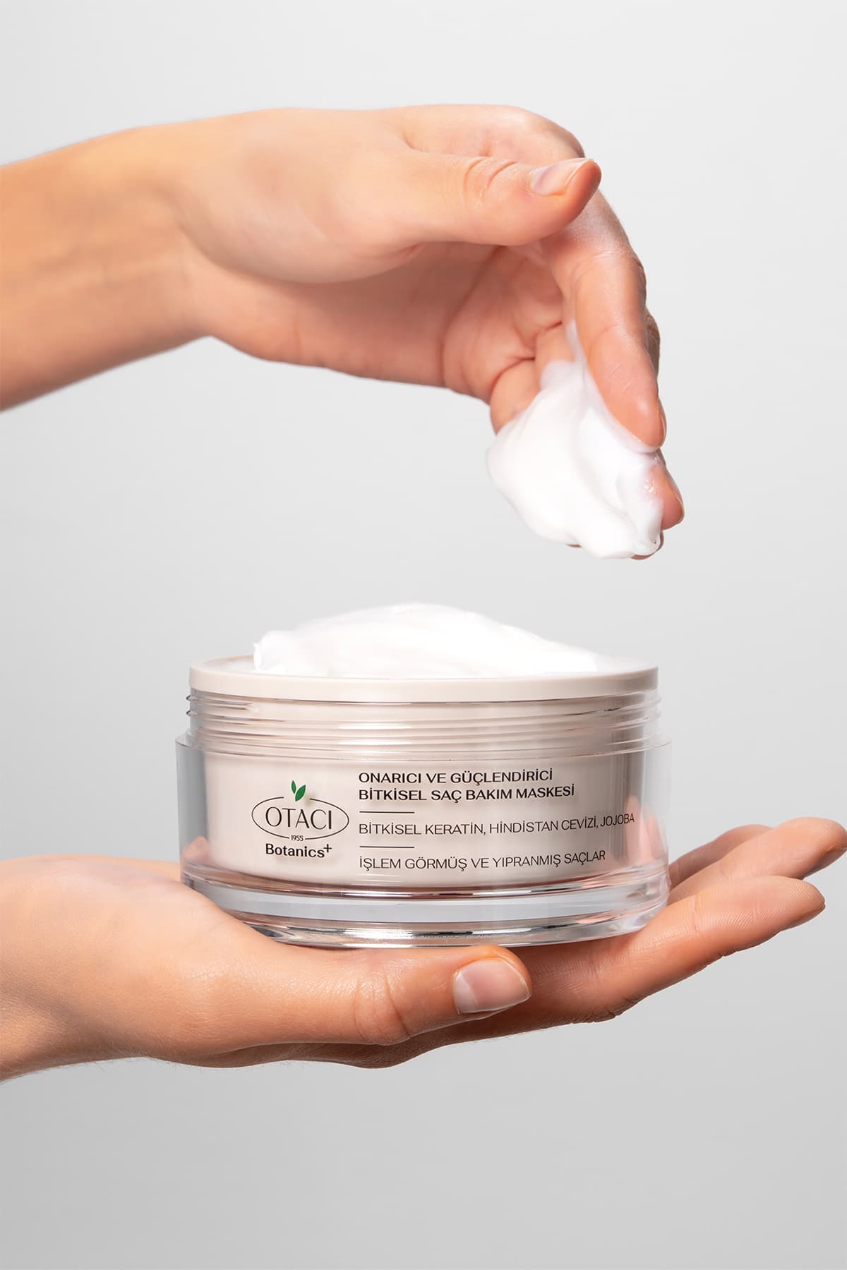 ماسک مراقبت از موی گیاهی برای موهای تحت درمان و آسیبدیده Otacı ترمیمکننده و تقویتکننده ماسک مراقبت از موی گیاهی برای موهای تحت درمان و آسیبدیده Otacı ترمیمکننده و تقویتکننده