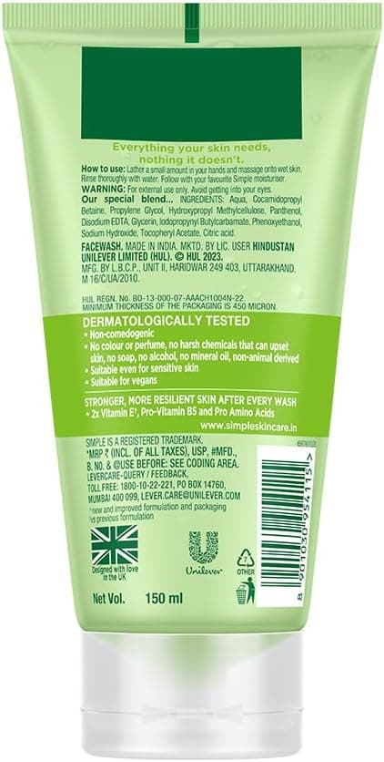 ژل شستشوی صورت Simple تازهکننده پاککننده آرایش با پروویتامین B5 مناسب پوست حساس 150ml ژل شستشوی صورت Simple تازهکننده پاککننده آرایش با پروویتامین B5 مناسب پوست حساس 150ml