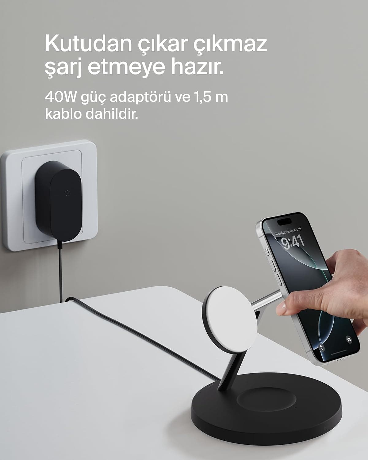 شارژر بیسیم ۳ در ۱ Belkin BoostCharge با Qi2 و MagSafe مشکی شارژر بیسیم ۳ در ۱ Belkin BoostCharge با Qi2 و MagSafe مشکی