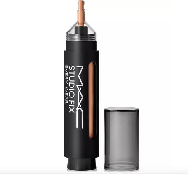 کانسیلر مایع MAC مدل Studio Fix Everywear All-Over Face Pen NW22 ۱۲ میلیلیتر کانسیلر مایع MAC مدل Studio Fix Everywear All-Over Face Pen NW22 ۱۲ میلیلیتر