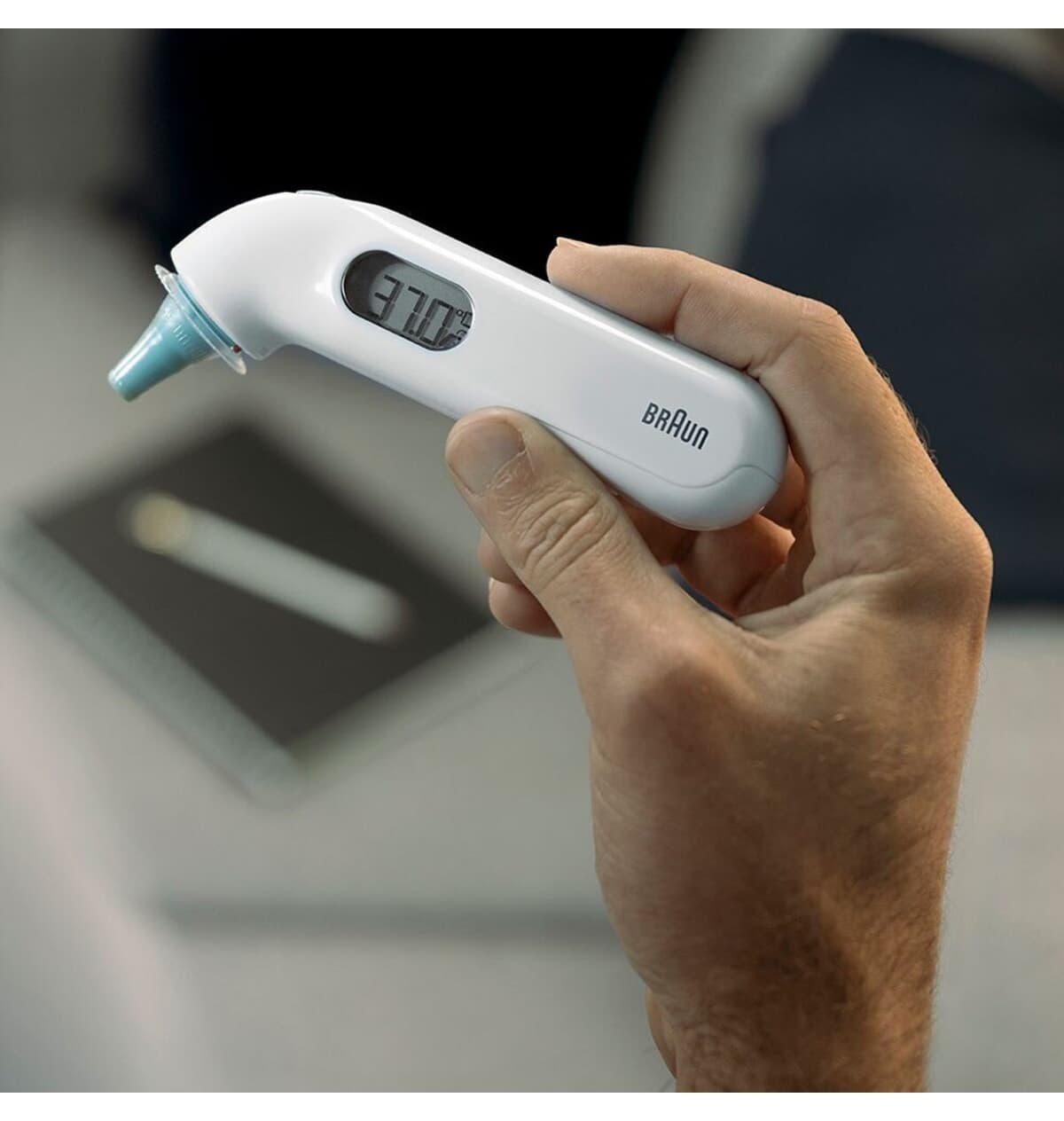 ترمومتر تب گوشی Braun Thermoscan مدل IRT-3030 ترمومتر تب گوشی Braun Thermoscan مدل IRT-3030