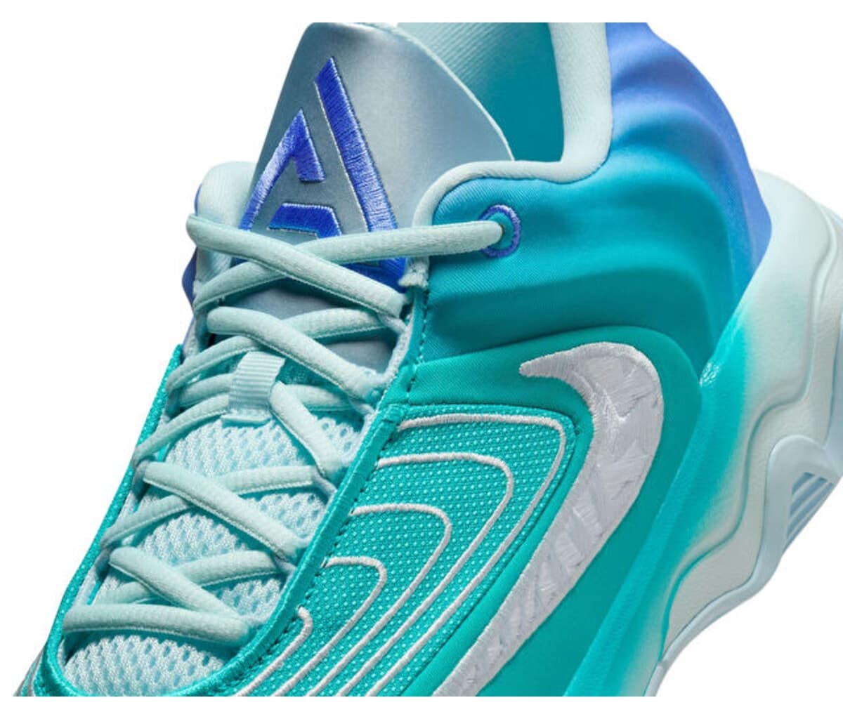 کفش بسکتبال زنانه Nike Giannis Immortality 4 مدل FQ3680-300 کفش بسکتبال زنانه Nike Giannis Immortality 4 مدل FQ3680-300