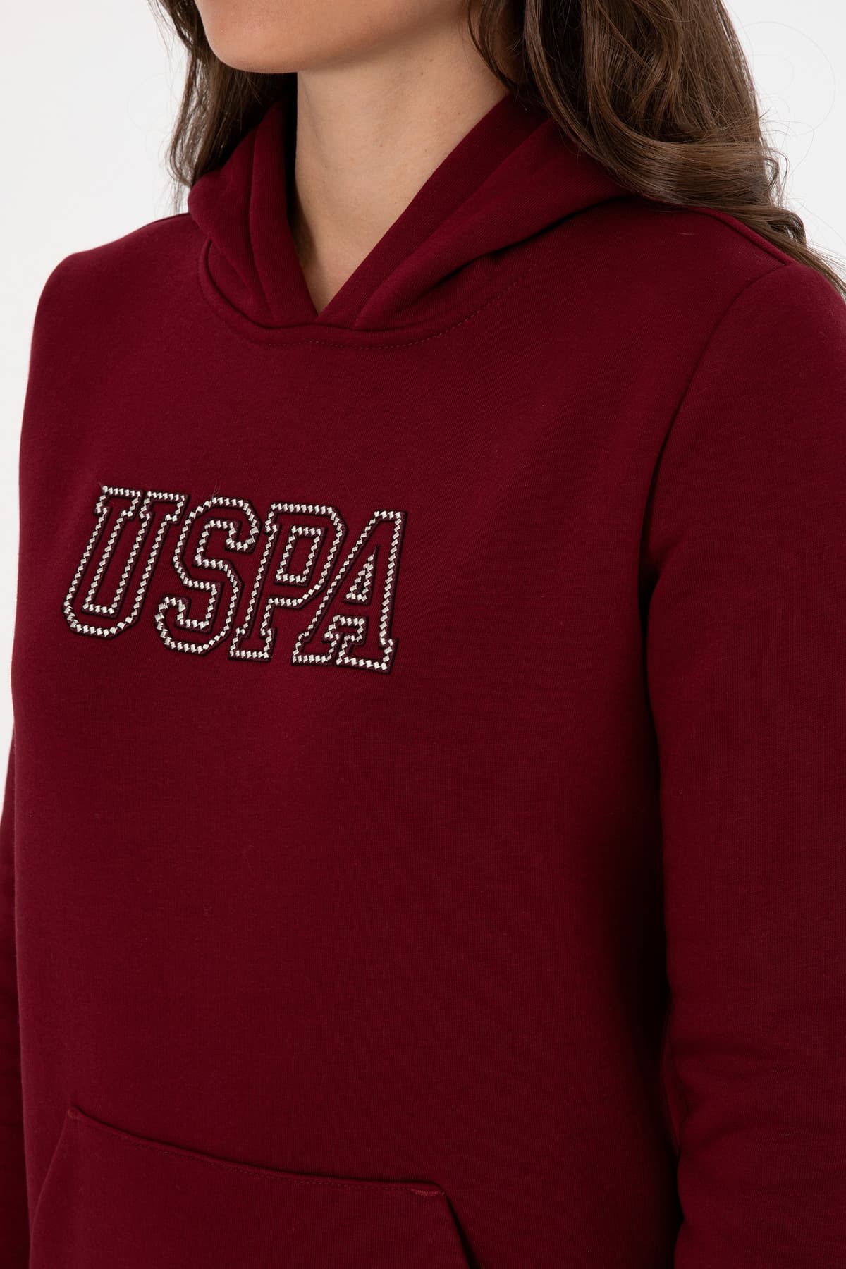سوئیشرت زنانه U.S. Polo Assn. کلاهدار شاردون زرشکی مدل 50313566-VR014 سوئیشرت زنانه U.S. Polo Assn. کلاهدار شاردون زرشکی مدل 50313566-VR014