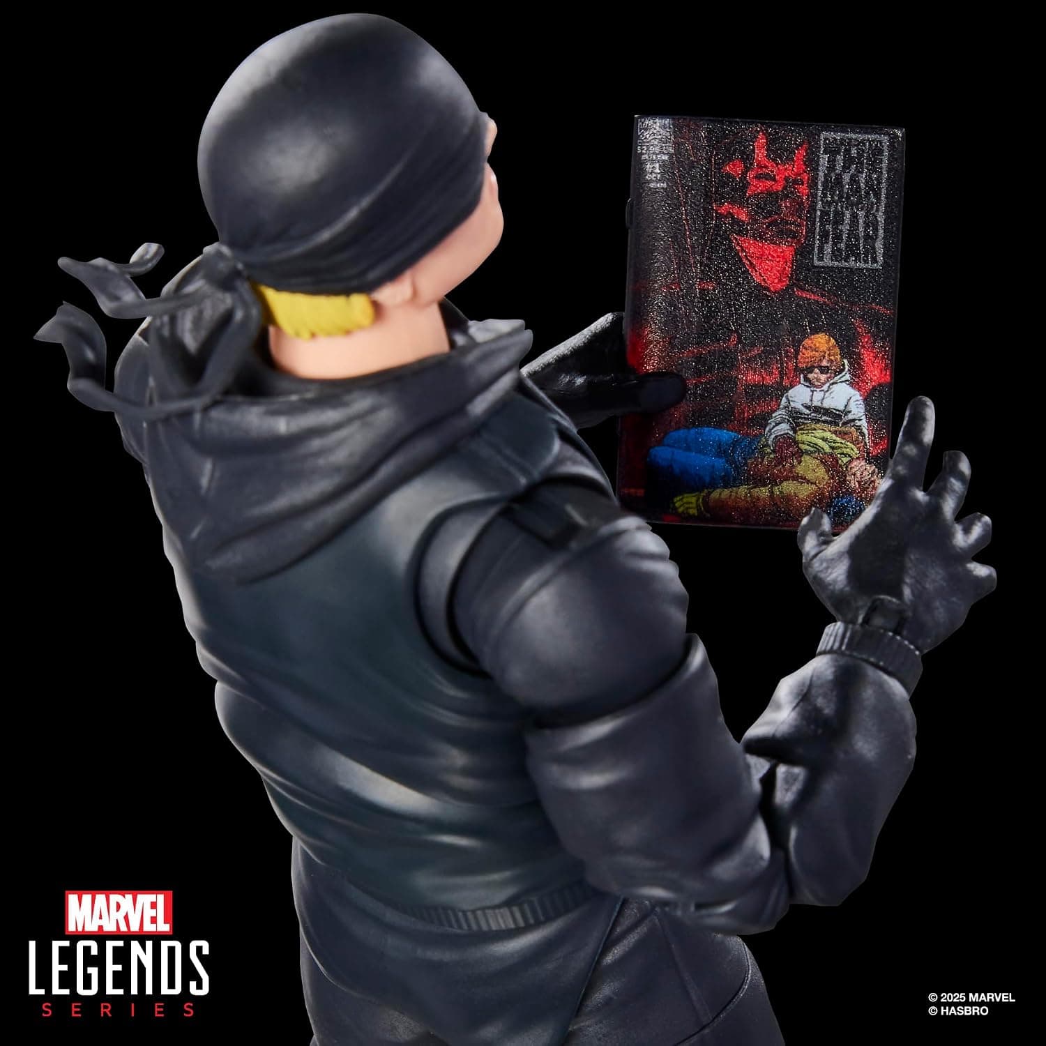 اکشن فیگور کلکسیونی Marvel Legends Series Daredevil, The Man Without Fear الهامگرفته از کمیک، مقیاس 6 اینچ با اکسسوری هماندازه شخصیت اکشن فیگور کلکسیونی Marvel Legends Series Daredevil, The Man Without Fear الهامگرفته از کمیک، مقیاس 6 اینچ با اکسسوری هماندازه شخصیت