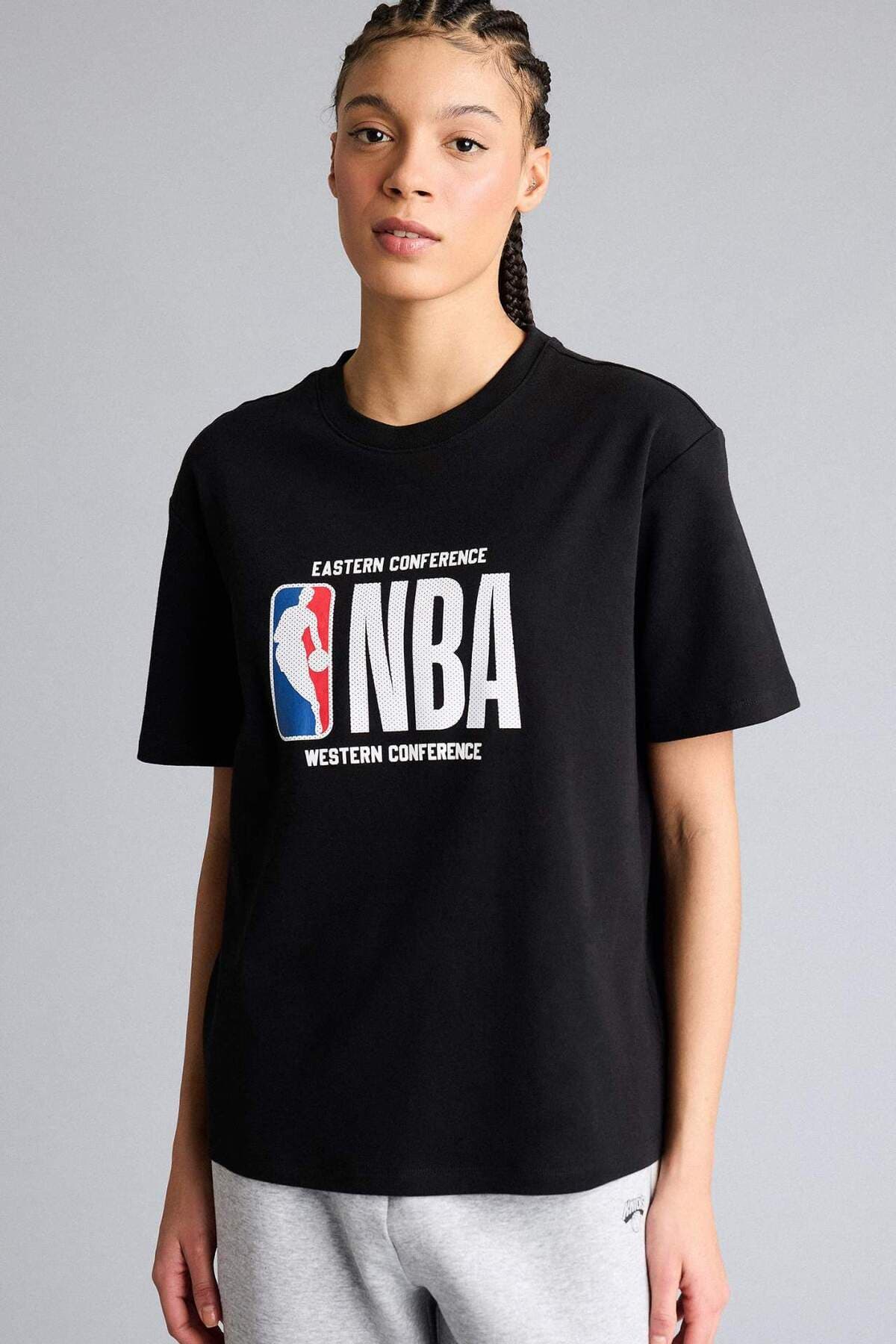 تیشرت زنانه Defacto پنبه ۱۰۰٪ NBA Wordmark فیت ریلکس آستین کوتاه مدل G0717AX26SP تیشرت زنانه Defacto پنبه ۱۰۰٪ NBA Wordmark فیت ریلکس آستین کوتاه مدل G0717AX26SP