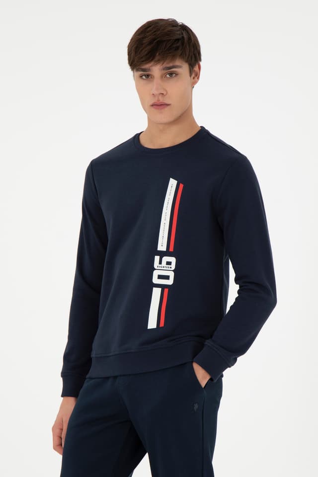 سوئیشرت مردانه U.S. Polo Assn. فیت معمولی یقه گرد سرمهای مدل 50293441-VR033 سوئیشرت مردانه U.S. Polo Assn. فیت معمولی یقه گرد سرمهای مدل 50293441-VR033