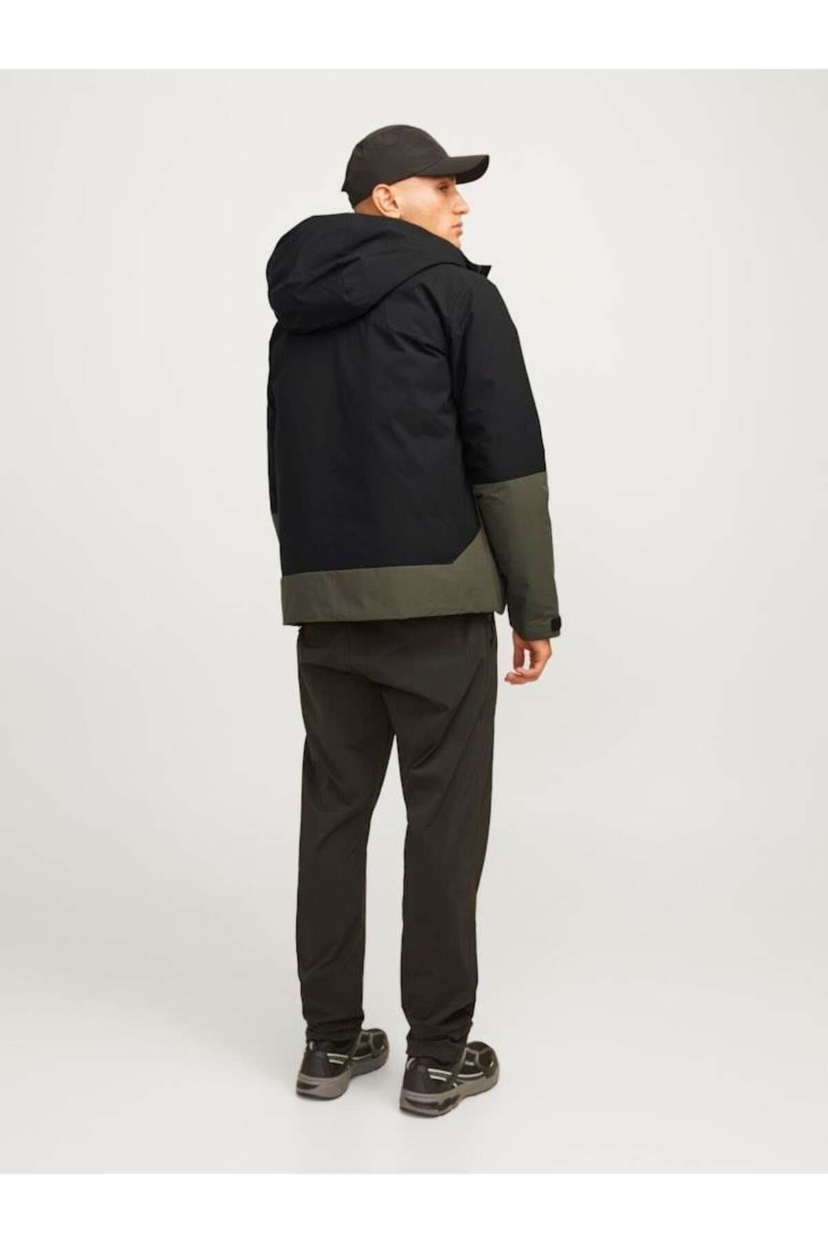 کاپشن مردانه Jack & Jones مدل 12260486 کاپشن مردانه Jack & Jones مدل 12260486