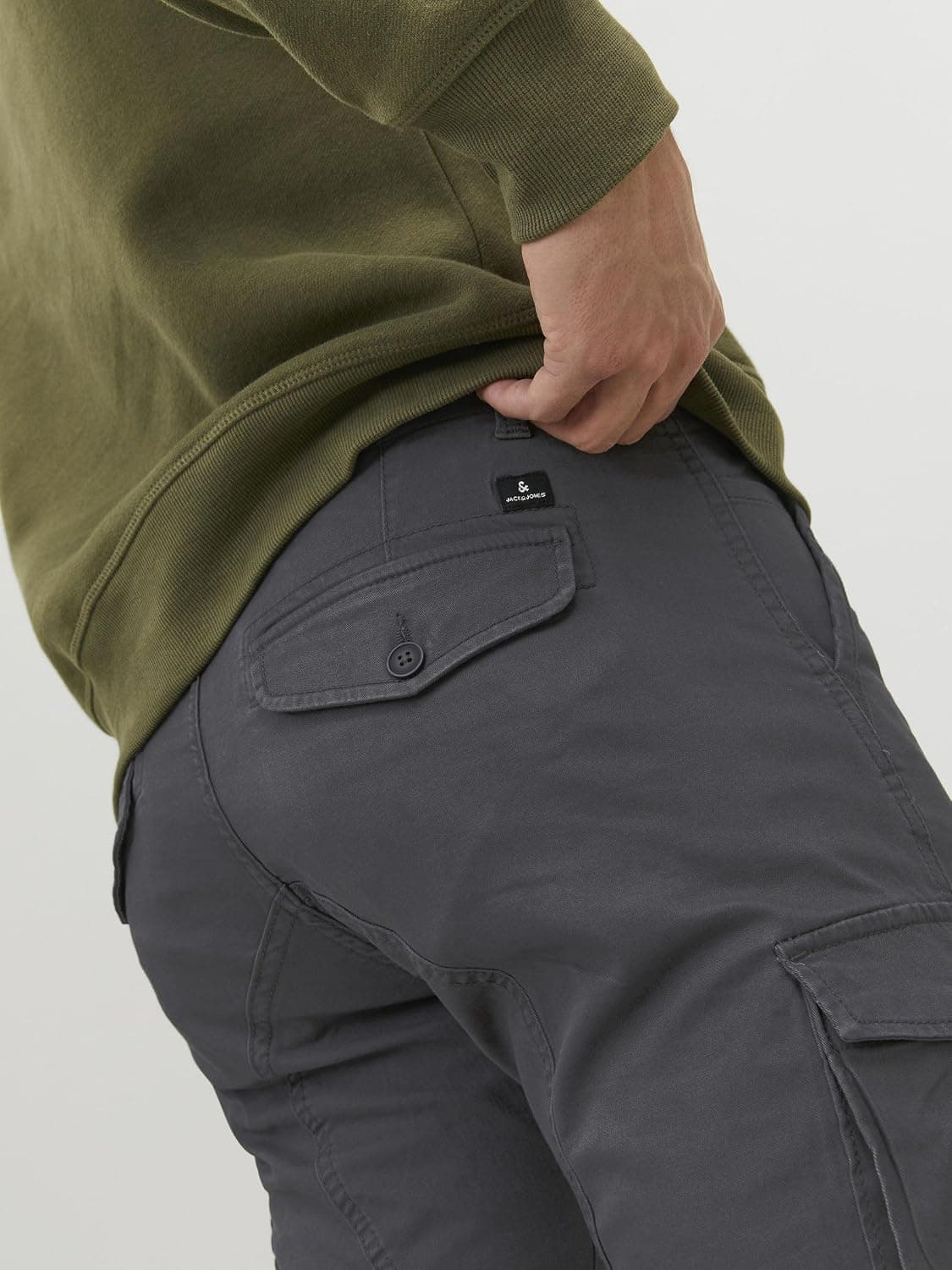 شلوار مردانه JACK & JONES رنگ آسفالتی شلوار مردانه JACK & JONES رنگ آسفالتی