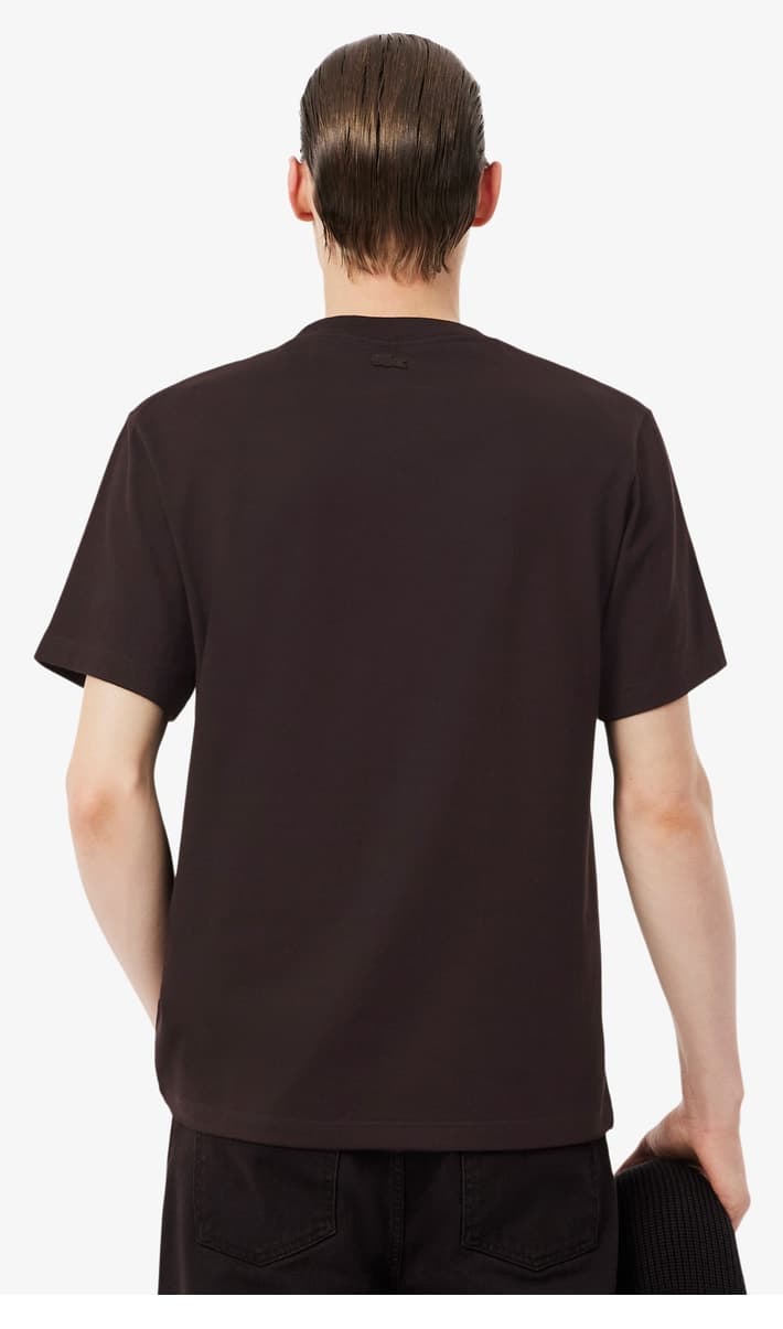 تیشرت مردانه Lacoste یقه گرد فیت کلاسیک قهوهای تیره تیشرت مردانه Lacoste یقه گرد فیت کلاسیک قهوهای تیره