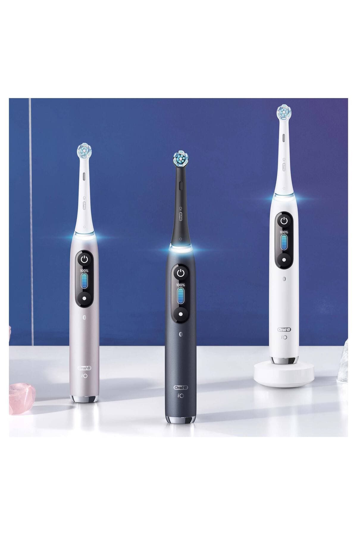 مسواک برقی شارژی Oral-B با 1 سری، شارژر مغناطیسی سریع و باتری بادوام مدل iO9 مسواک برقی شارژی Oral-B با 1 سری، شارژر مغناطیسی سریع و باتری بادوام مدل iO9