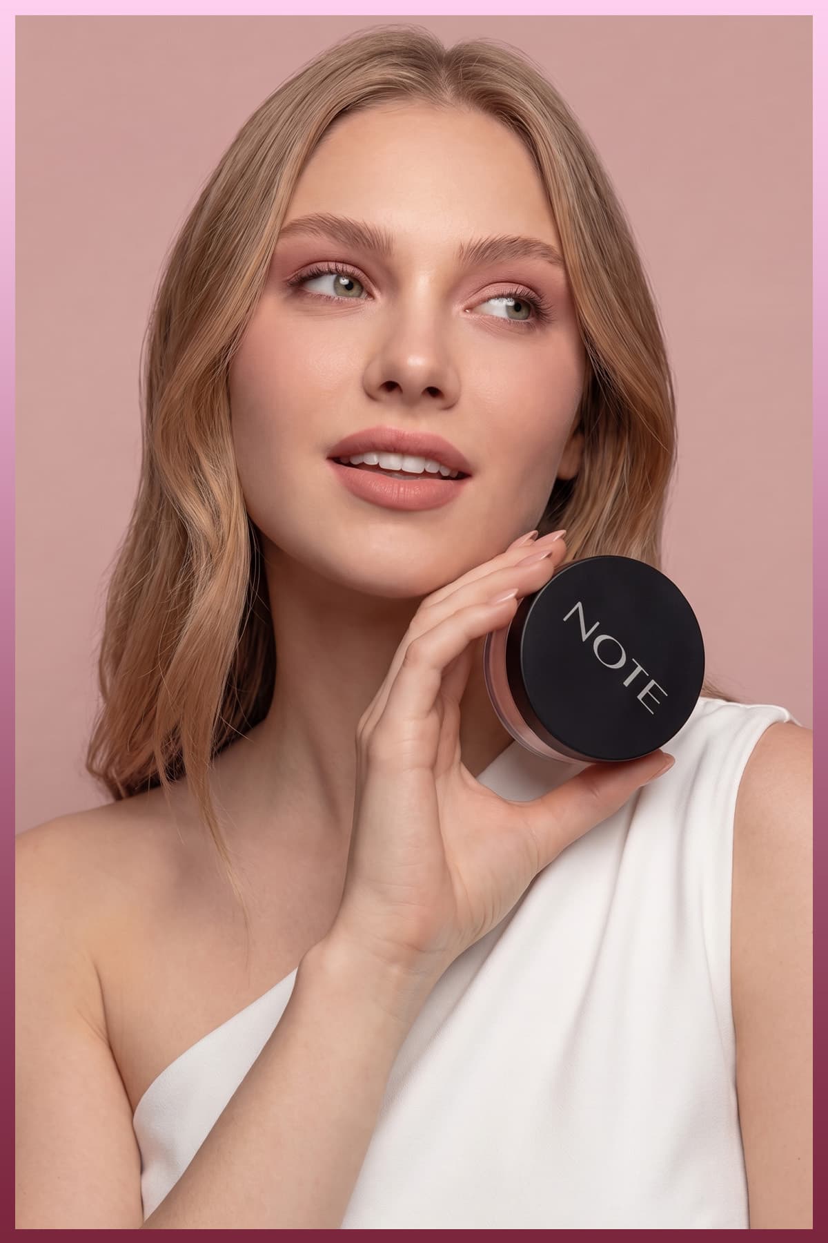 پودر فیکس آرایشی ماتکننده Note Cosmetics مدل 03 رنگ چینی پودر فیکس آرایشی ماتکننده Note Cosmetics مدل 03 رنگ چینی