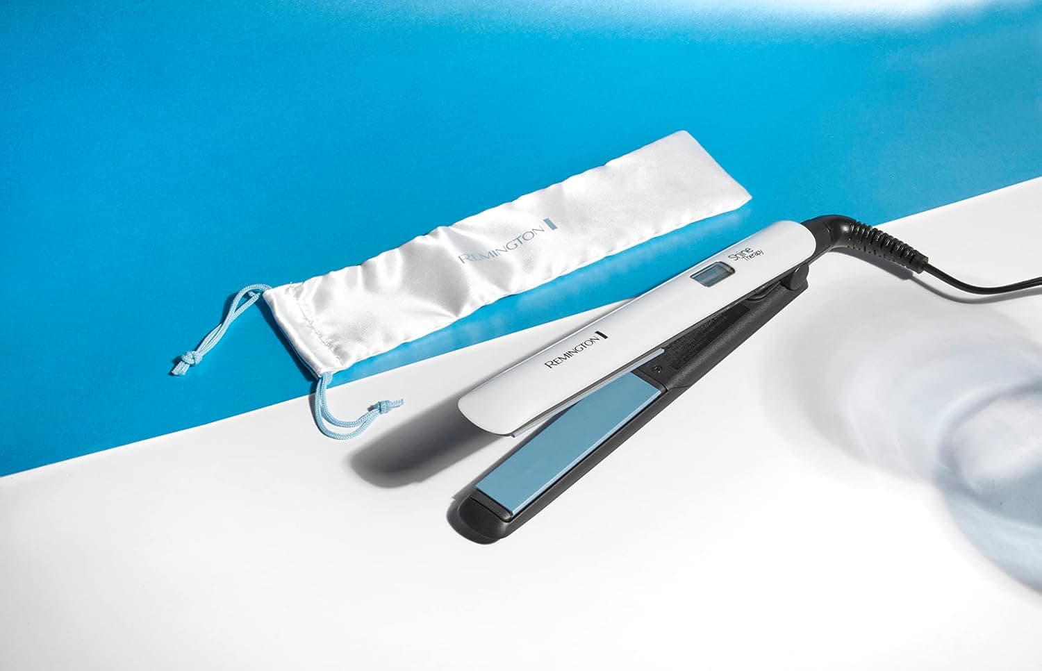 اتو مو Remington Shine Therapy با پوشش سرامیکی حاوی مواد میکروفعال، روغن آرگان مراکشی و ویتامین E، نمایشگر LCD، 150-230°C مدل S8500 اتو مو Remington Shine Therapy با پوشش سرامیکی حاوی مواد میکروفعال، روغن آرگان مراکشی و ویتامین E، نمایشگر LCD، 150-230°C مدل S8500