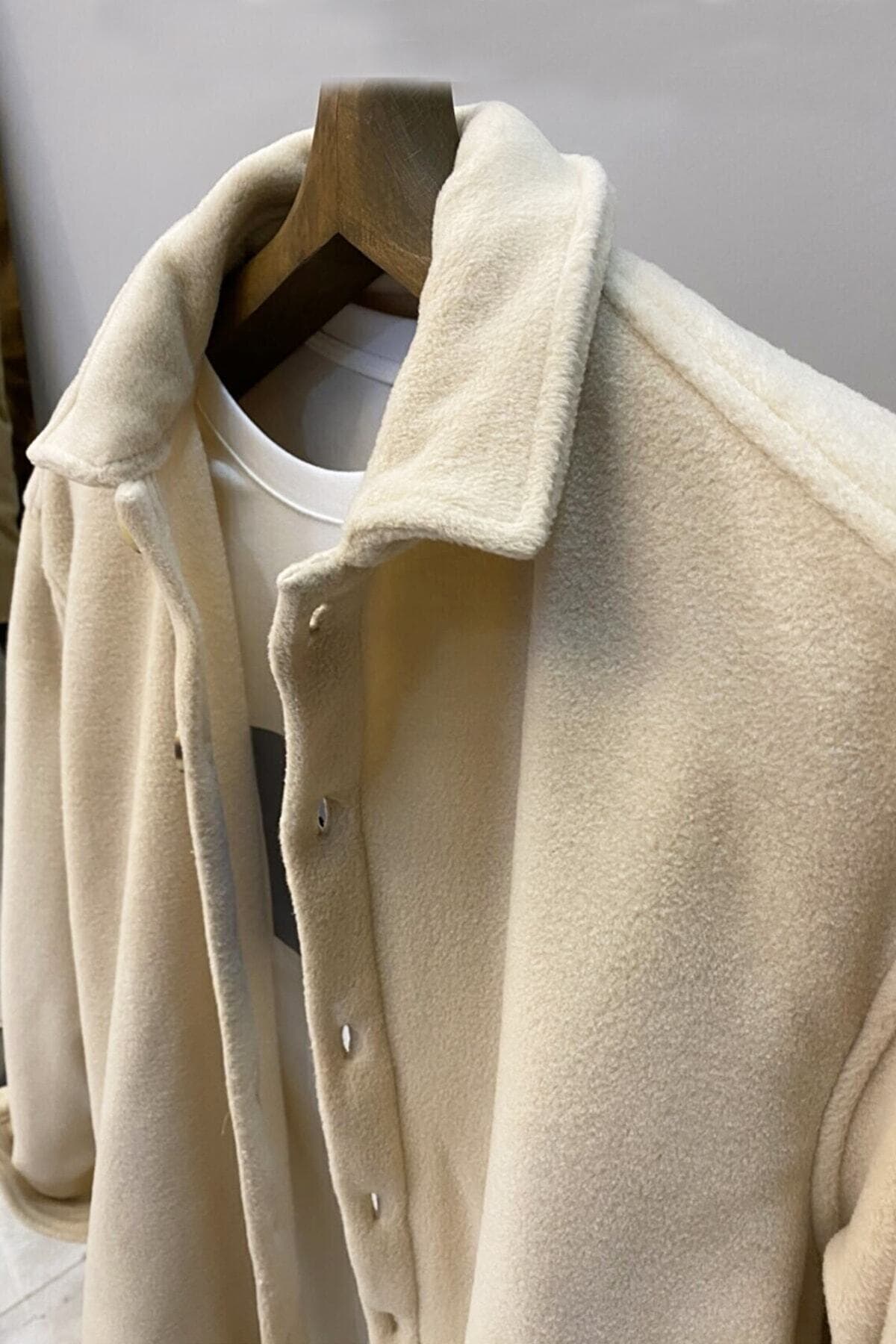 پیراهن مردانه LEYEL Moda بژ ضخیم زمستانی پولار اصل پیراهن مردانه LEYEL Moda بژ ضخیم زمستانی پولار اصل