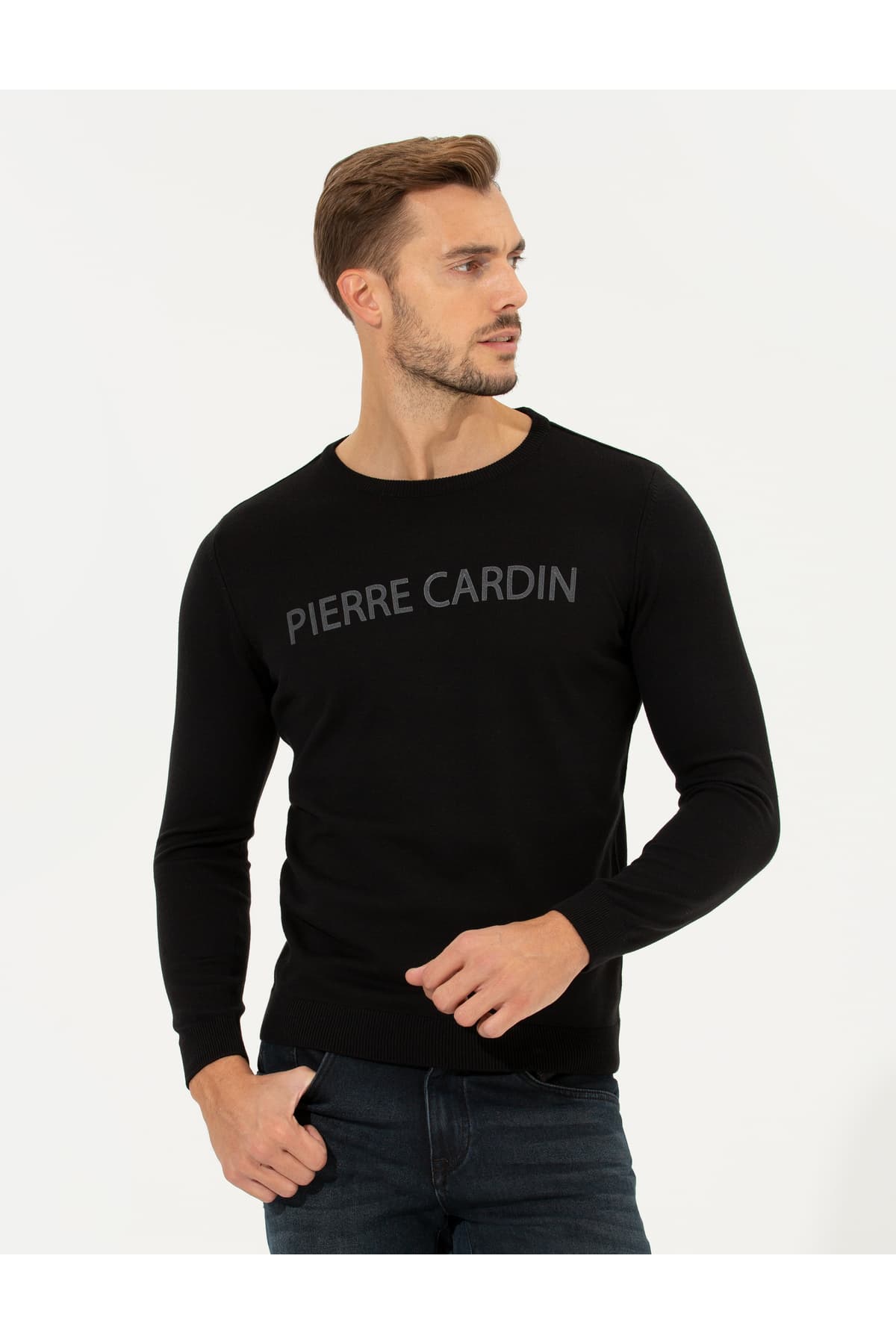پلیور مردانه Pierre Cardin بافت یقه گرد مشکی اسلیم فیت مدل 50258653-VR046 پلیور مردانه Pierre Cardin بافت یقه گرد مشکی اسلیم فیت مدل 50258653-VR046