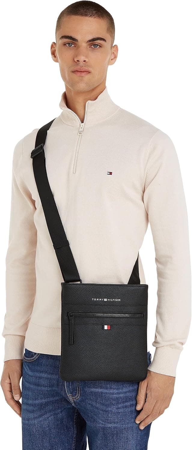 کیف کراسبادی مردانه Tommy Hilfiger چرم مصنوعی Essential مشکی تک سایز کیف کراسبادی مردانه Tommy Hilfiger چرم مصنوعی Essential مشکی تک سایز