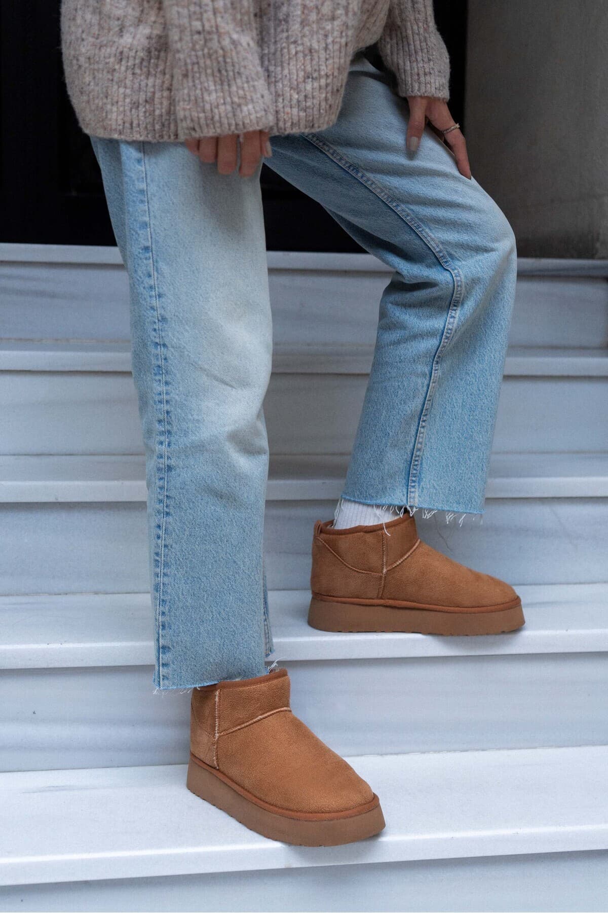 بوت زنانه Nişantaşı Shoes مینی جیر قهوهای روشن آستر خز کف ضخیم بوت زنانه Nişantaşı Shoes مینی جیر قهوهای روشن آستر خز کف ضخیم