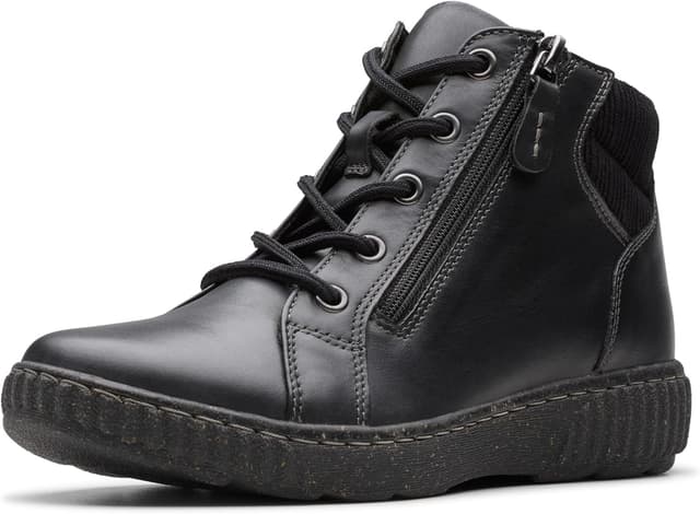 بوت مچی زنانه Clarks مدل Caroline Park بوت مچی زنانه Clarks مدل Caroline Park