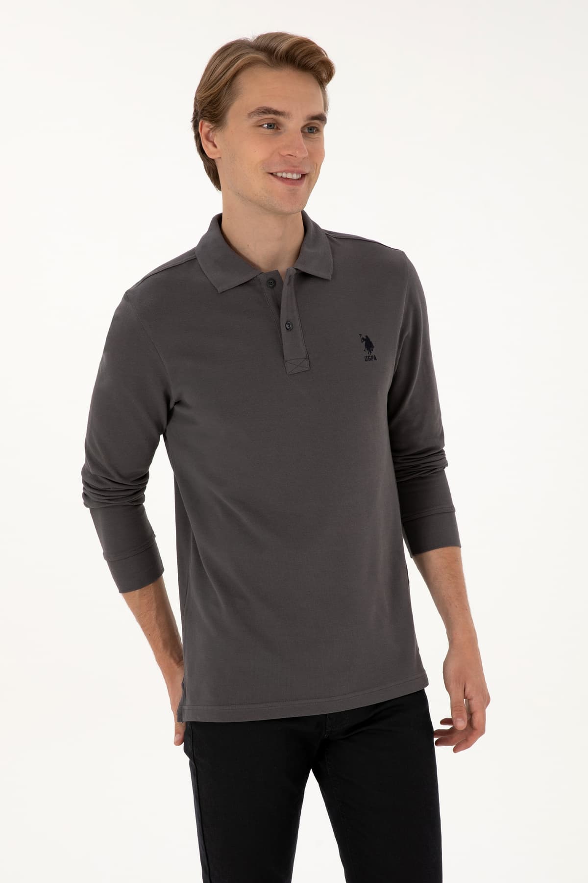 سویشرت مردانه U.S. Polo Assn. فیت معمولی یقه پولو خاکستری بیسیک مدل 50307757-VR024 سویشرت مردانه U.S. Polo Assn. فیت معمولی یقه پولو خاکستری بیسیک مدل 50307757-VR024