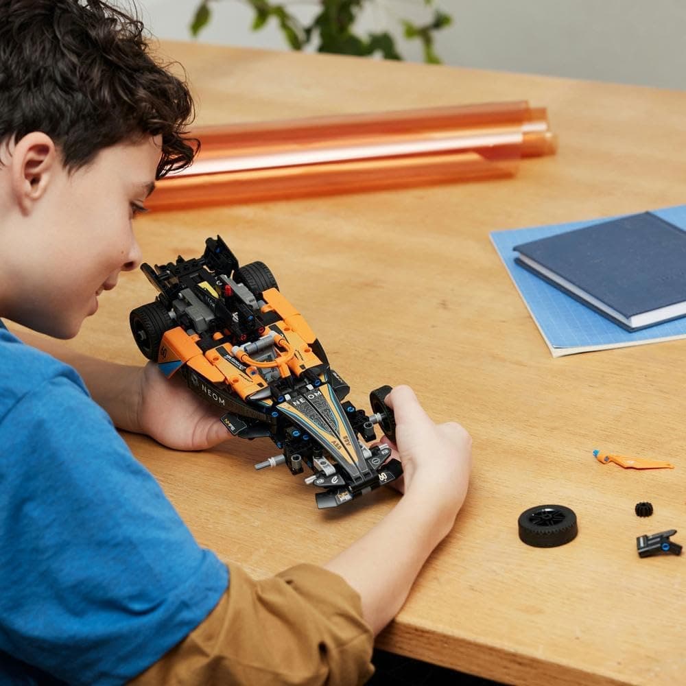 لگو Technic NEOM McLaren Formula E ماشین مسابقهای مدل 42169 لگو Technic NEOM McLaren Formula E ماشین مسابقهای مدل 42169