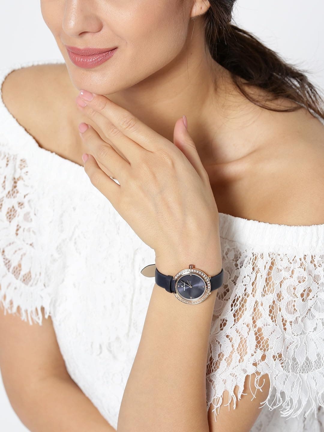ساعت مچی زنانه Daniel Klein عقربهای صفحه آبی بند دستبندی مدل DK11426-2 ساعت مچی زنانه Daniel Klein عقربهای صفحه آبی بند دستبندی مدل DK11426-2