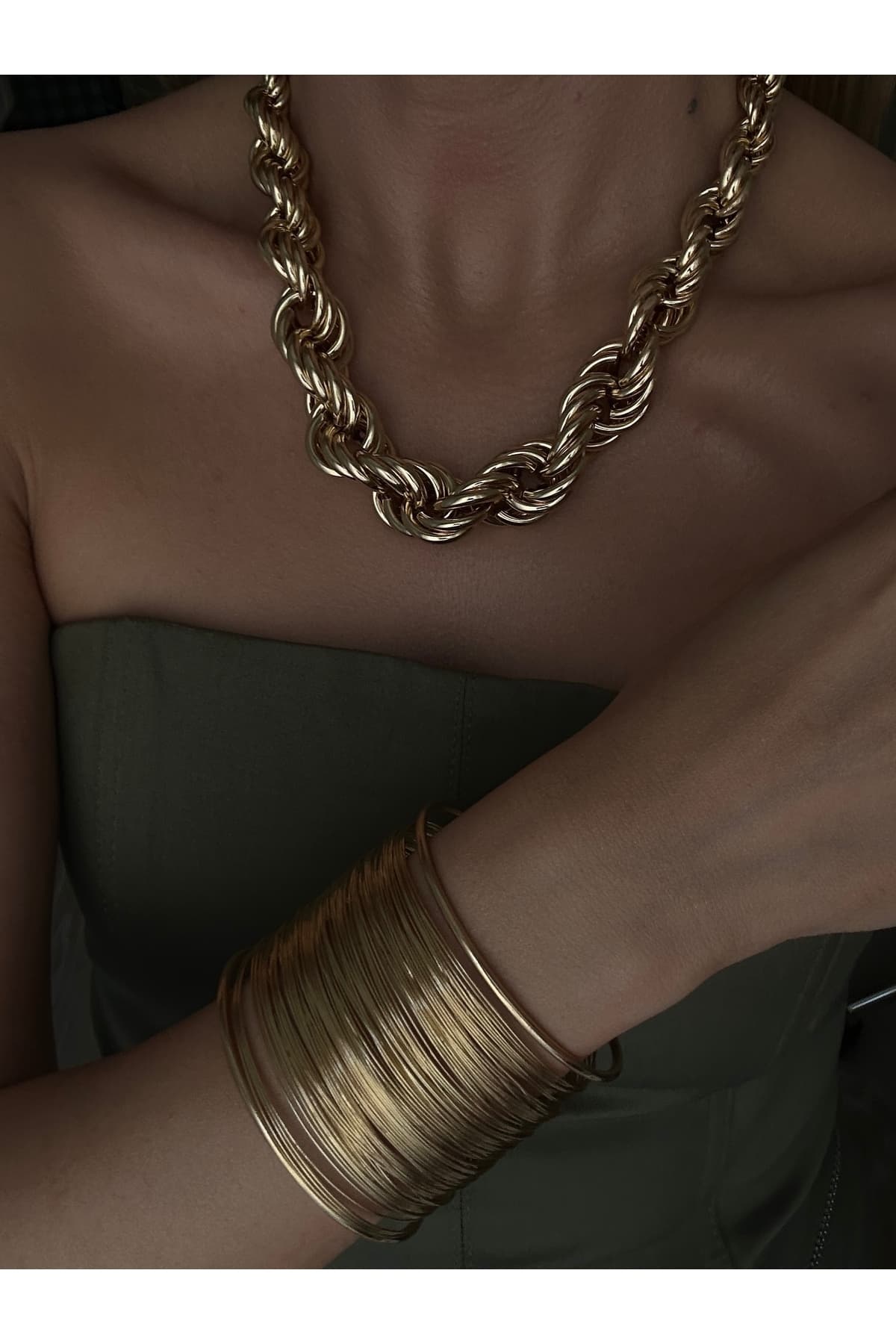 دستبند مردانه YOUES JEWELRY فولاد 316L طلایی سیم کلفت قابل تنظیم دستبند مردانه YOUES JEWELRY فولاد 316L طلایی سیم کلفت قابل تنظیم