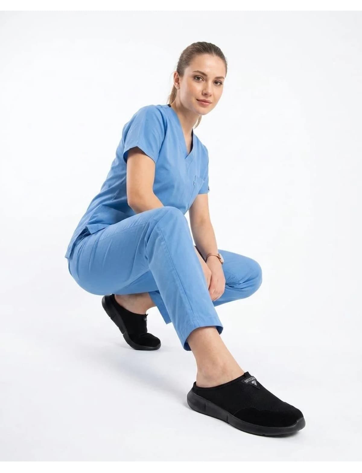 دمپایی زنانه wizard slippers سبک تنفسپذیر مشکی ورزشی دمپایی زنانه wizard slippers سبک تنفسپذیر مشکی ورزشی
