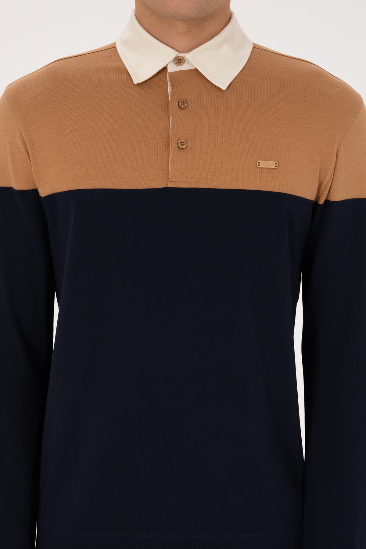 سویشرت مردانه U.S. Polo Assn. فیت معمولی یقه پولو شتری مدل 50316428-VR015 سویشرت مردانه U.S. Polo Assn. فیت معمولی یقه پولو شتری مدل 50316428-VR015