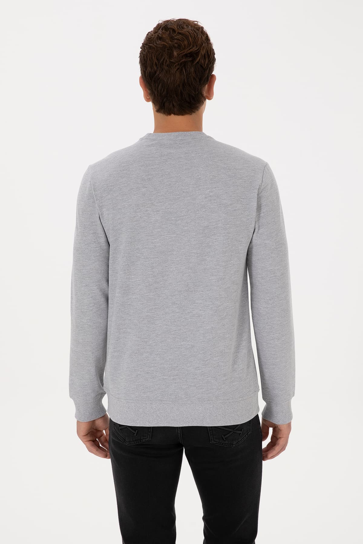 سوئیشرت مردانه U.S. Polo Assn. فیت معمولی یقه گرد خاکستری ملانژ نازک مدل 50324788-VR086 سوئیشرت مردانه U.S. Polo Assn. فیت معمولی یقه گرد خاکستری ملانژ نازک مدل 50324788-VR086