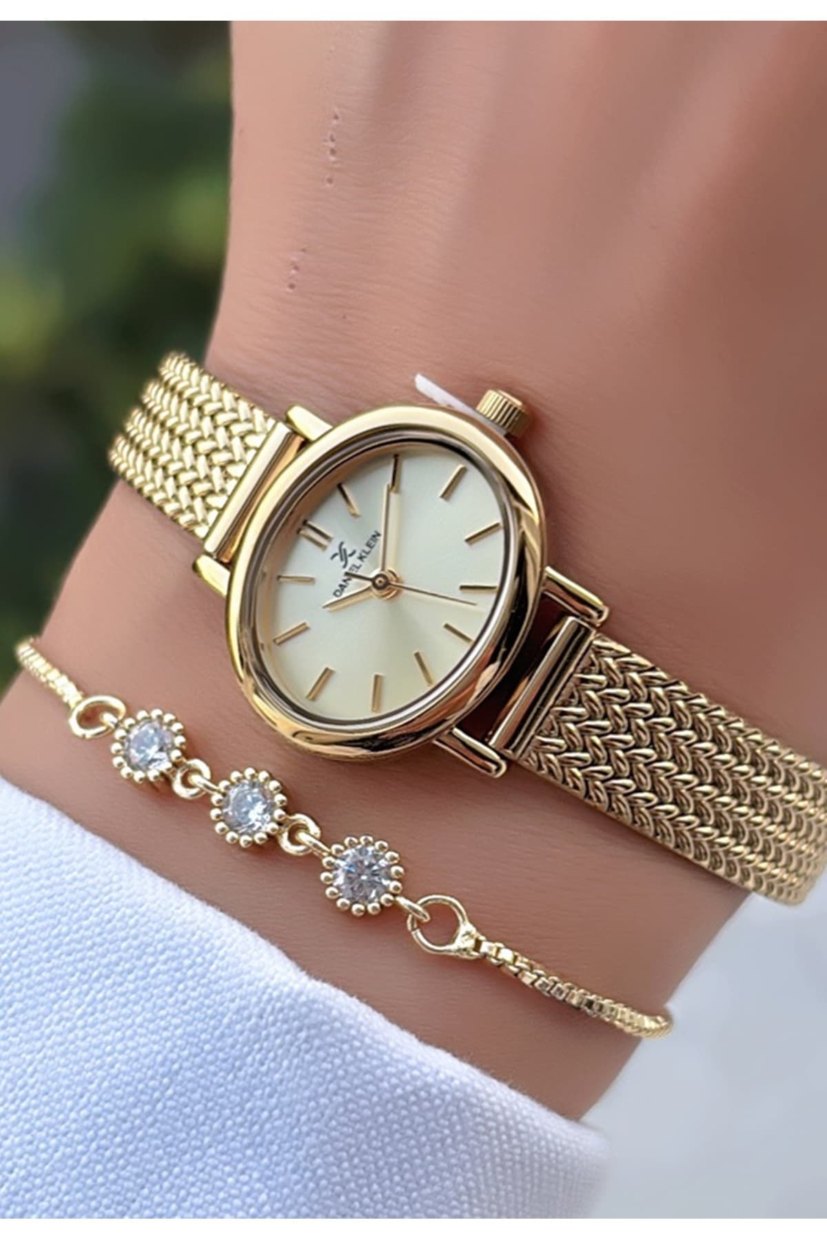 ساعت مچی زنانه Daniel Klein مینیمال کیس بیضی ساعت مچی زنانه Daniel Klein مینیمال کیس بیضی