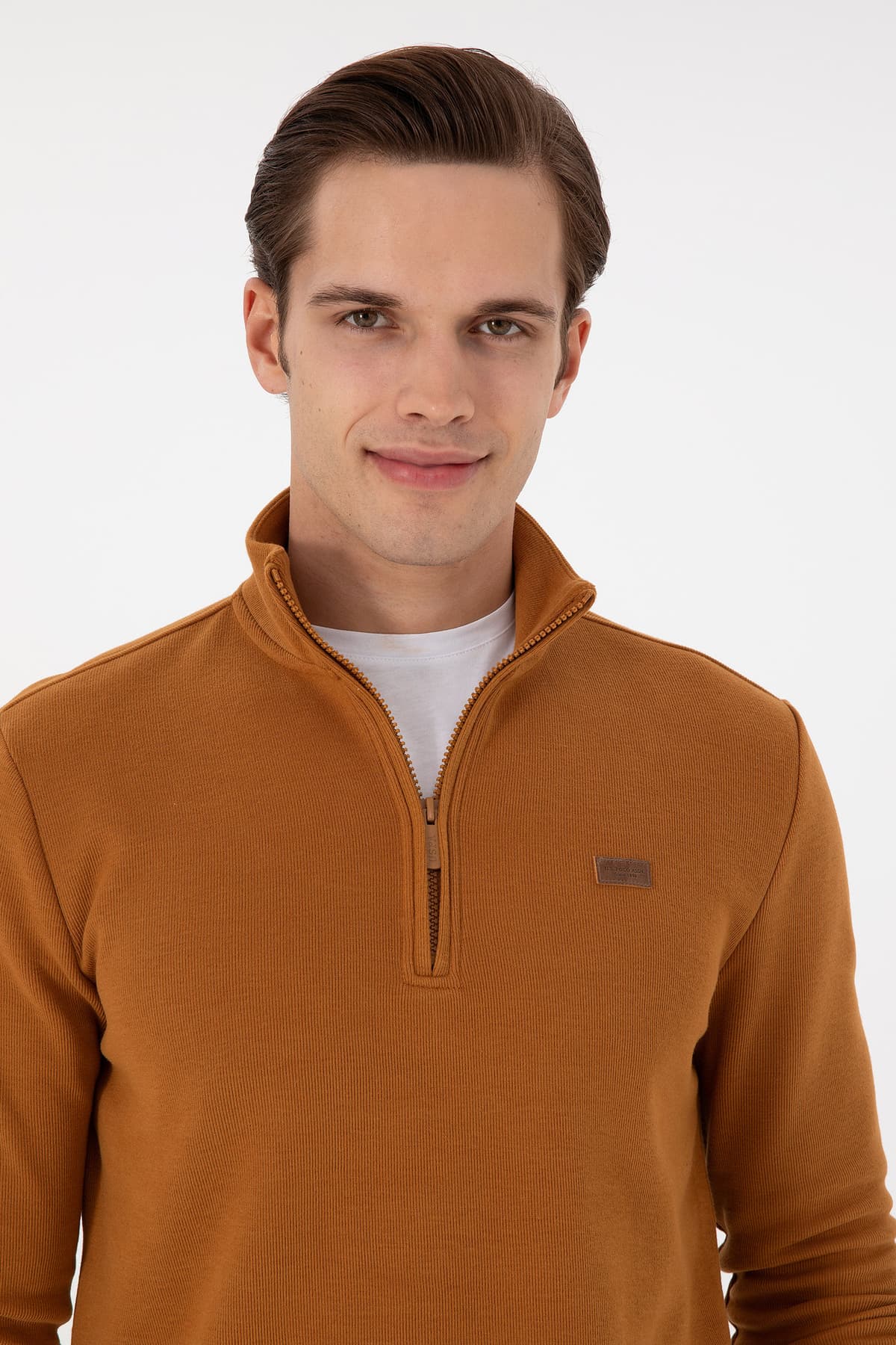 سویشرت مردانه U.S. Polo Assn. ساده نارگیلی مدل 50298243-VR153 سویشرت مردانه U.S. Polo Assn. ساده نارگیلی مدل 50298243-VR153