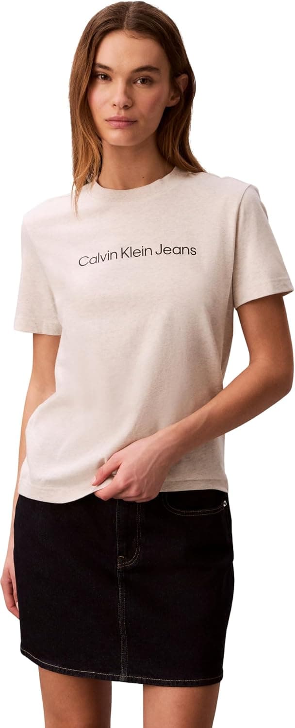 تیشرت زنانه Calvin Klein آستین کوتاه لوگو دار کلاسیک تیشرت زنانه Calvin Klein آستین کوتاه لوگو دار کلاسیک