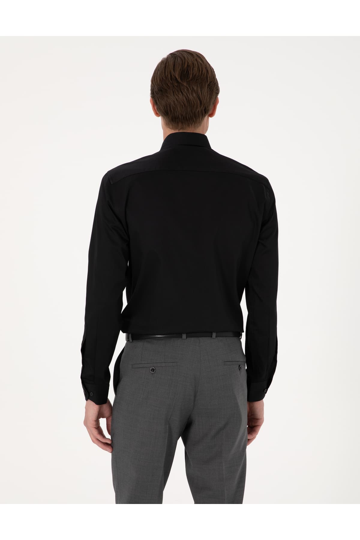 پیراهن مردانه Pierre Cardin مشکی نخی ساتن براق اسلیم فیت آستین بلند مدل 50305127-VR046 پیراهن مردانه Pierre Cardin مشکی نخی ساتن براق اسلیم فیت آستین بلند مدل 50305127-VR046