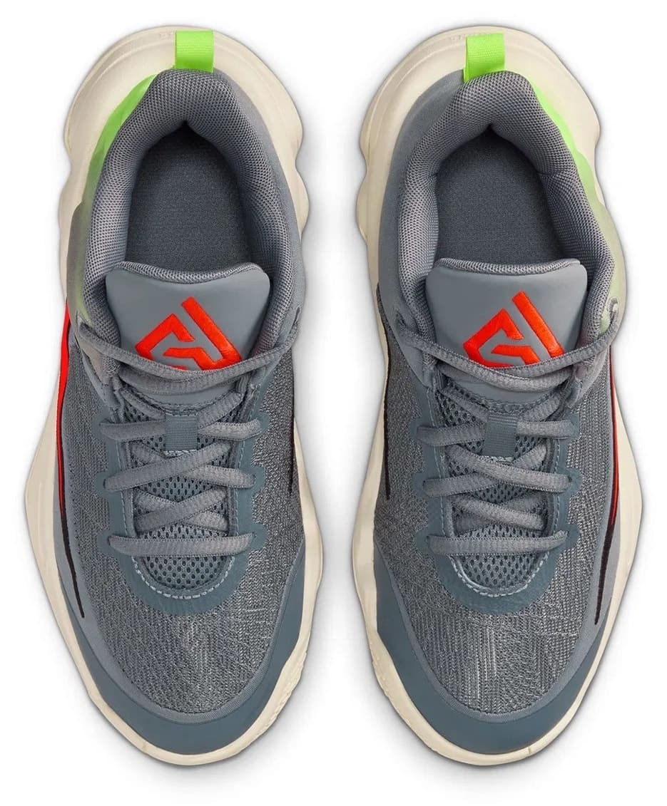 کفش بسکتبال بچگانه Nike مدل Giannis Immortality 4 GS کفش بسکتبال بچگانه Nike مدل Giannis Immortality 4 GS