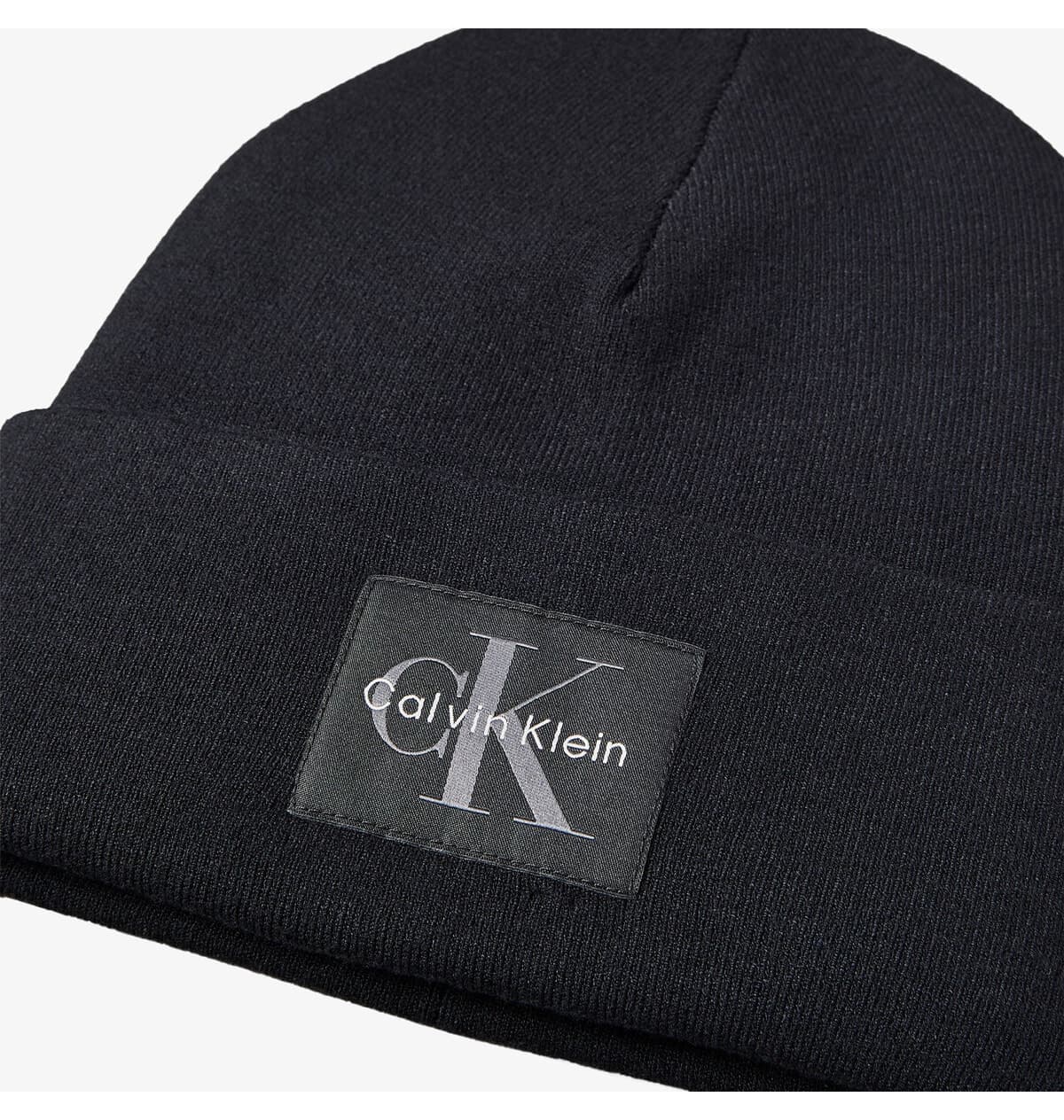 کلاه بافت مردانه Calvin Klein وصلهدار Monologo مشکی کلاه بافت مردانه Calvin Klein وصلهدار Monologo مشکی