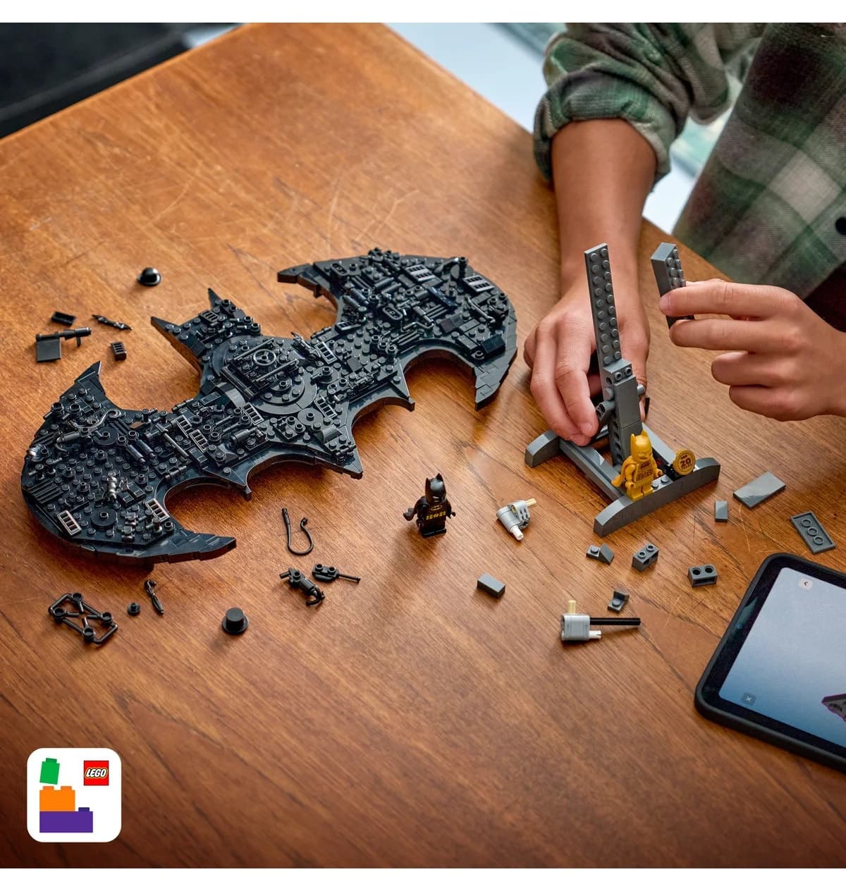 لگو DC Batman لوگوی بتمن 678 قطعه مدل 76330 لگو DC Batman لوگوی بتمن 678 قطعه مدل 76330