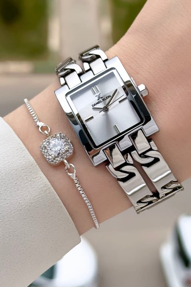 ساعت مچی زنانه Daniel Klein نقرهای زنجیری 24 mm ساعت مچی زنانه Daniel Klein نقرهای زنجیری 24 mm