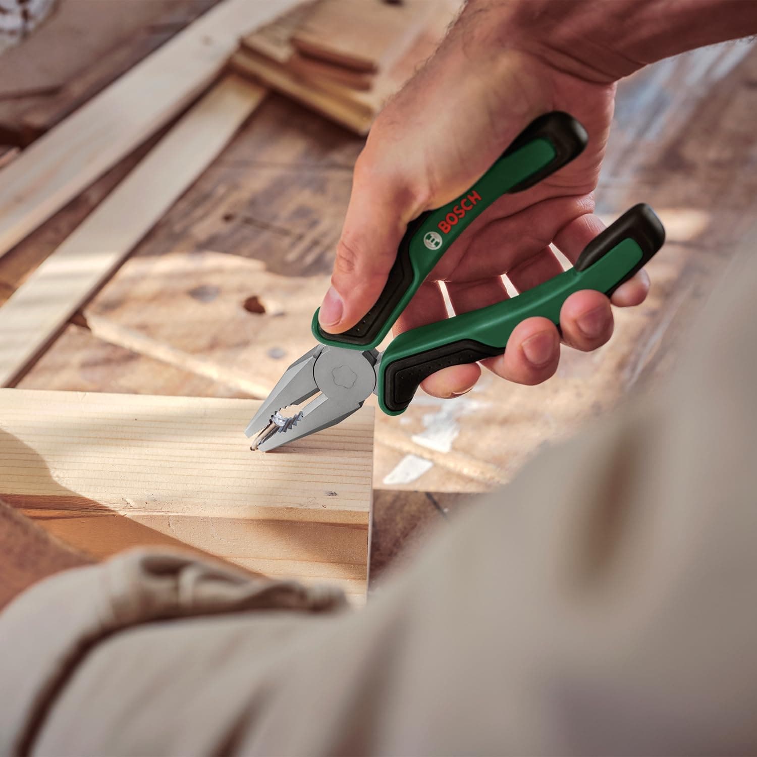 ست ابزار دستی Bosch Home and Garden Universal 17 عددی ست ابزار دستی Bosch Home and Garden Universal 17 عددی