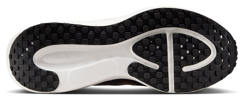 کفش دویدن زنانه Nike مدل Revolution 8 کفش دویدن زنانه Nike مدل Revolution 8
